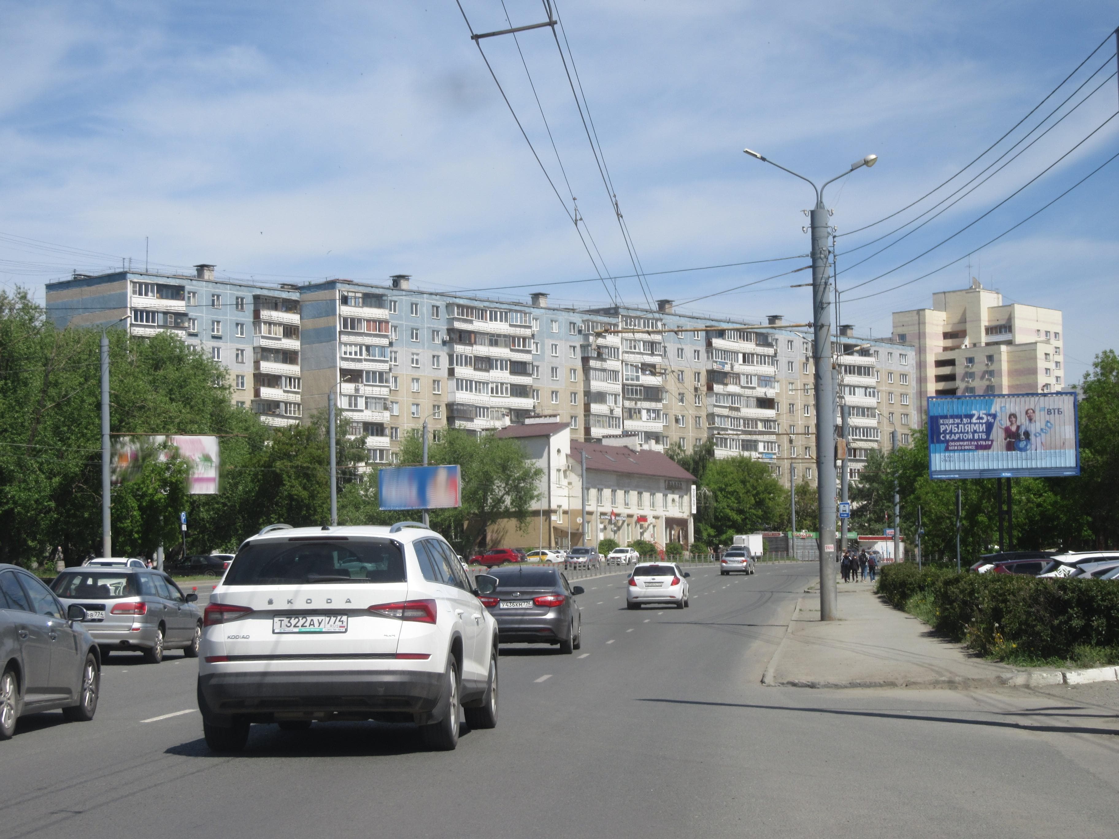 shit 3x6 Реклама 3x6 по адресу Братьев Кашириных ул., д. 129-д (ЧелГУ) (ПРИЗМА)