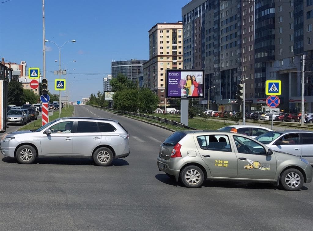 shit 3x6 Реклама 2.7x3.7 по адресу Московская ул., 77 - Куйбышева ул., ЖК "Москва", ресторан "Своя компания"