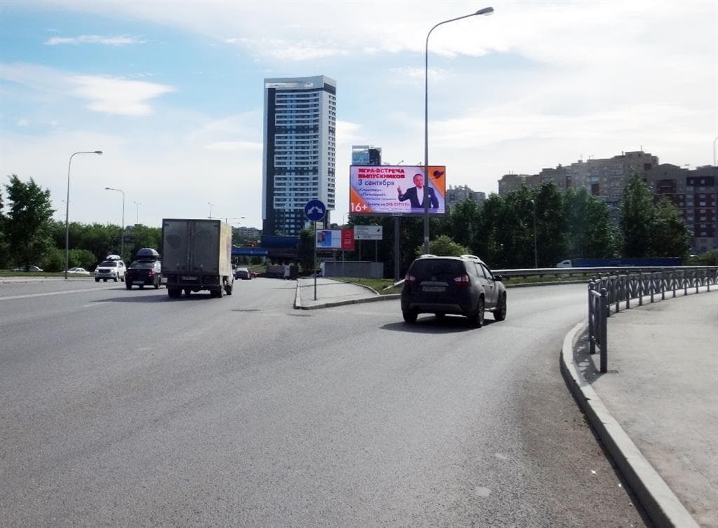 Базовый пер.- Хуторская ул. (напротив д. 14), Рест. зал "Мечты", гиперм. "Леруа Мерлен", (Digital), сторона А1 Екатеринбург. Базовый пер.- Хуторская ул. (напротив д. 14), Рест. зал "Мечты", гиперм. "Леруа Мерлен", (Digital), сторона А1