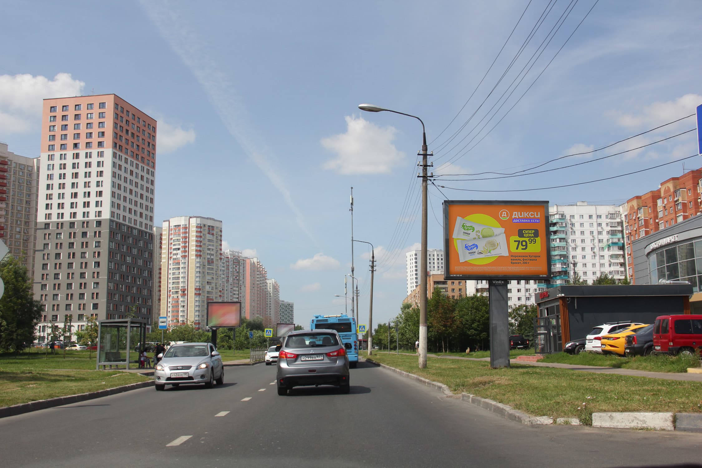 проспект Мельникова, д. 1 (напротив), 250 м после поворота с ул. Дружбы, №CB109A1, сторона А1 Химки. проспект Мельникова, д. 1 (напротив), 250 м после поворота с ул. Дружбы, №CB109A1, сторона А1