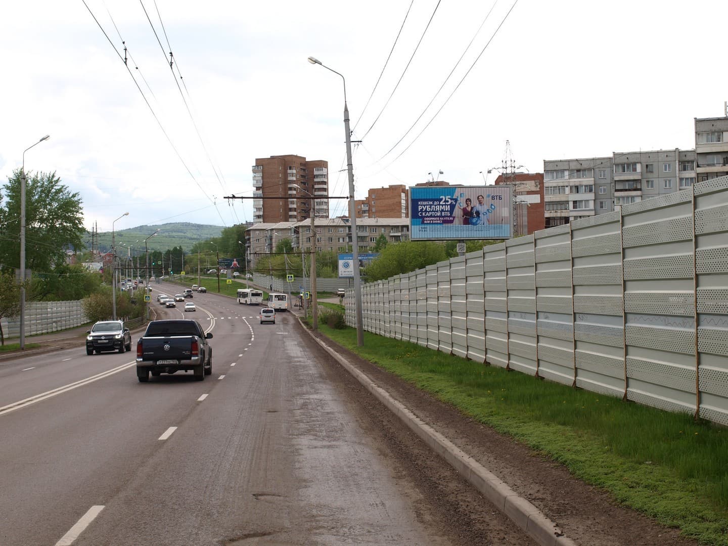 shit 3x6 Реклама 3x6 по адресу Гусарова ул., д. 3а (ост. "Овощной магазин", справа) (призма)