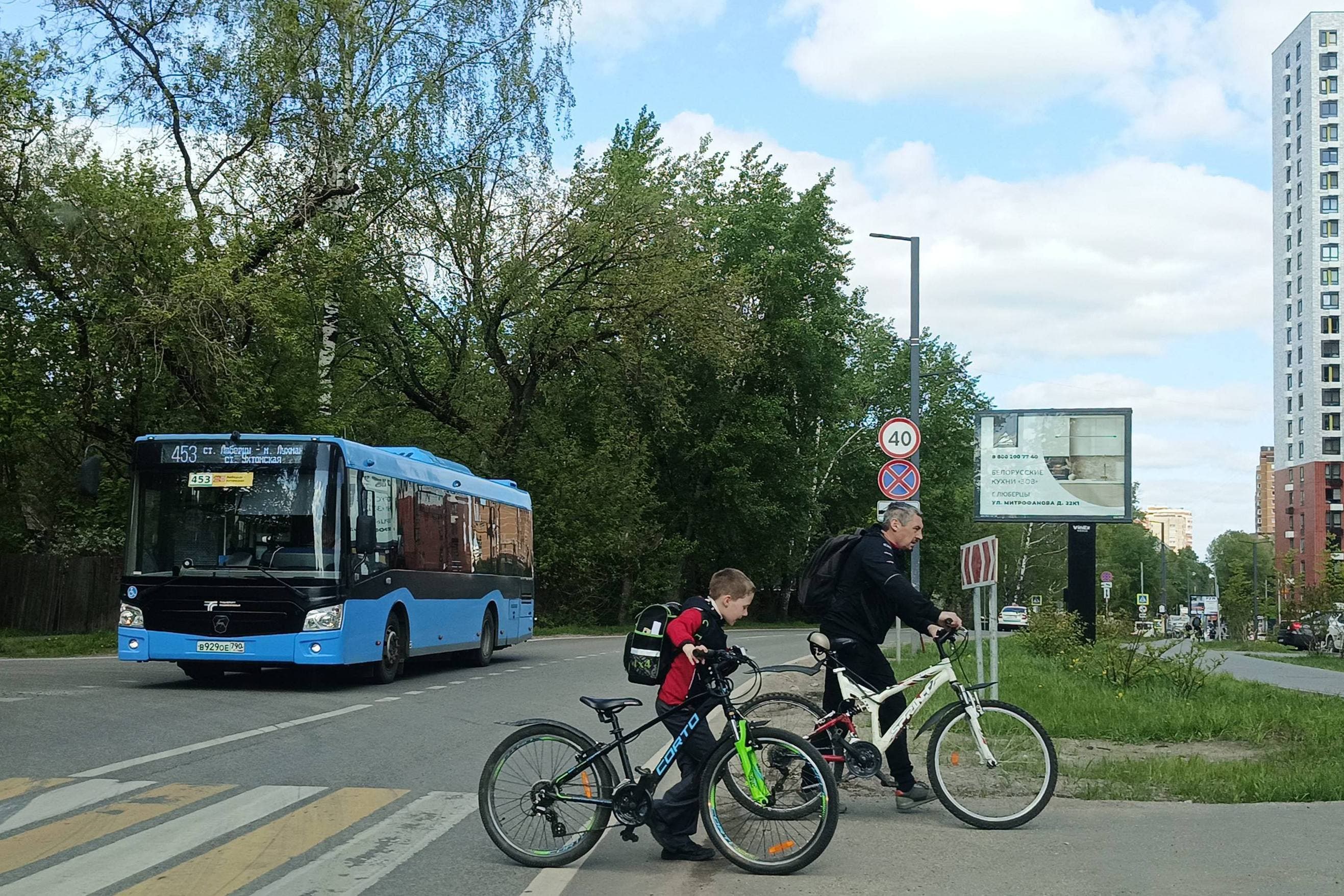 shit 3x6 Реклама 2.7x3.7 по адресу ул. 8 Марта, напротив ЖК "Люберцы Парк", №CB156A1