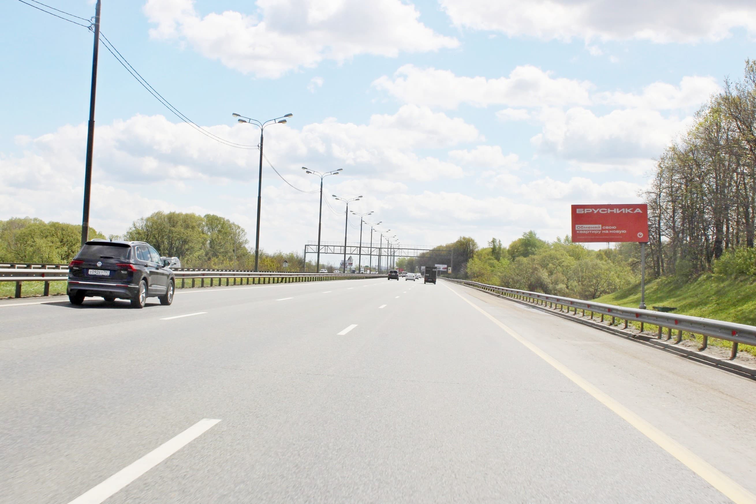 М4-Дон (Новокаширское шоссе), 25км + 150м, справа (5км + 850м от МКАД), сторона А Московская область. М4-Дон (Новокаширское шоссе), 25км + 150м, справа (5км + 850м от МКАД), сторона А
