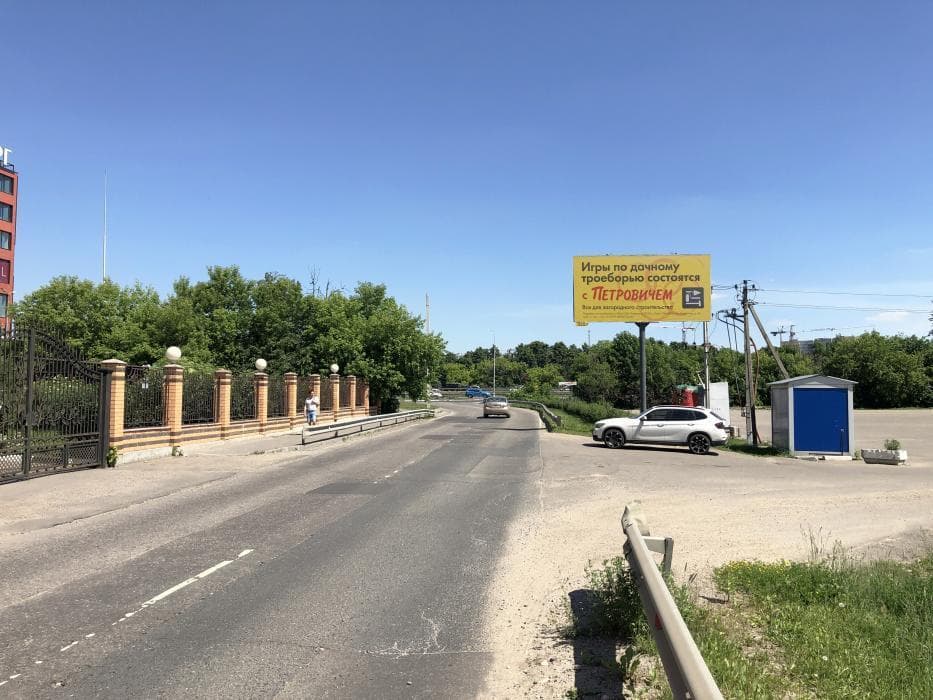 пос. Совхоза имени Ленина, ЖК Приозерный, поворот к Садовому центру, сторона А Московская область. пос. Совхоза имени Ленина, ЖК Приозерный, поворот к Садовому центру, сторона А