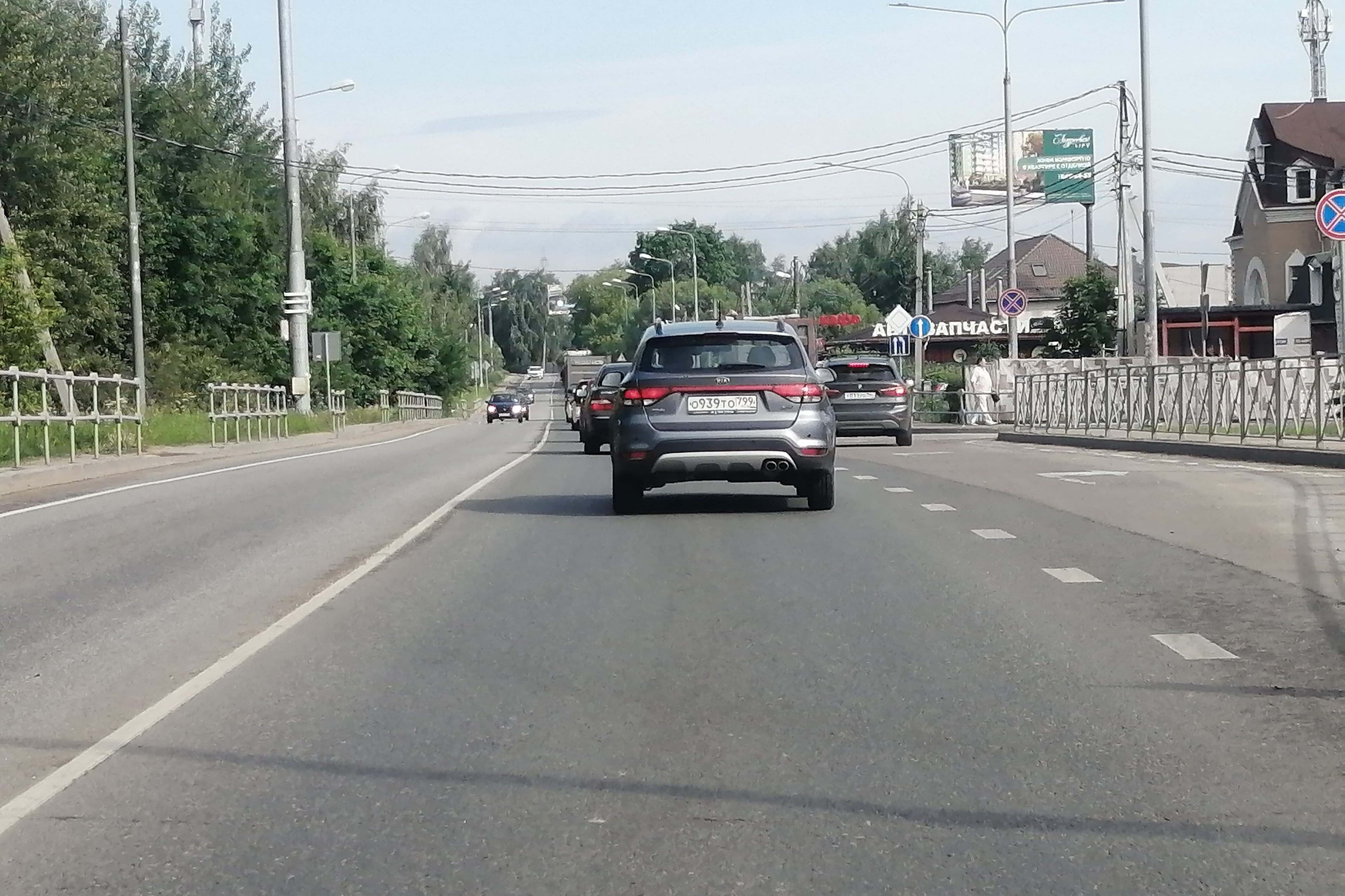 Пятницкое шоссе, 44км + 000м, слева при движении в Москву (Брёхово, д. 80А), сторона А Московская область. Пятницкое шоссе, 44км + 000м, слева при движении в Москву (Брёхово, д. 80А), сторона А