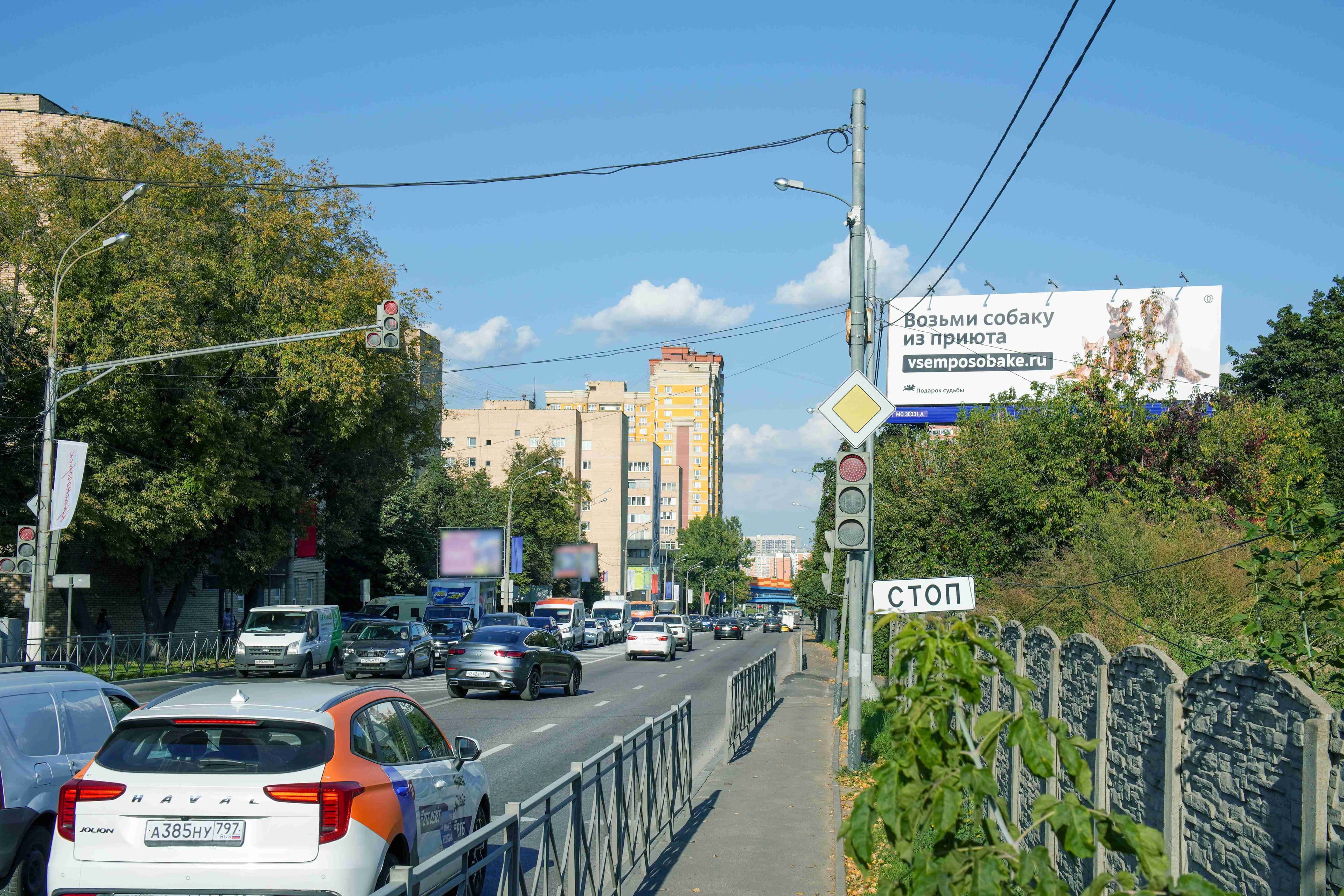 Павшинская ул. 53 (Ильинское шоссе, 1,7 км до Новорижского шоссе), (светофор), сторона А Красногорск. Павшинская ул. 53 (Ильинское шоссе, 1,7 км до Новорижского шоссе), (светофор), сторона А