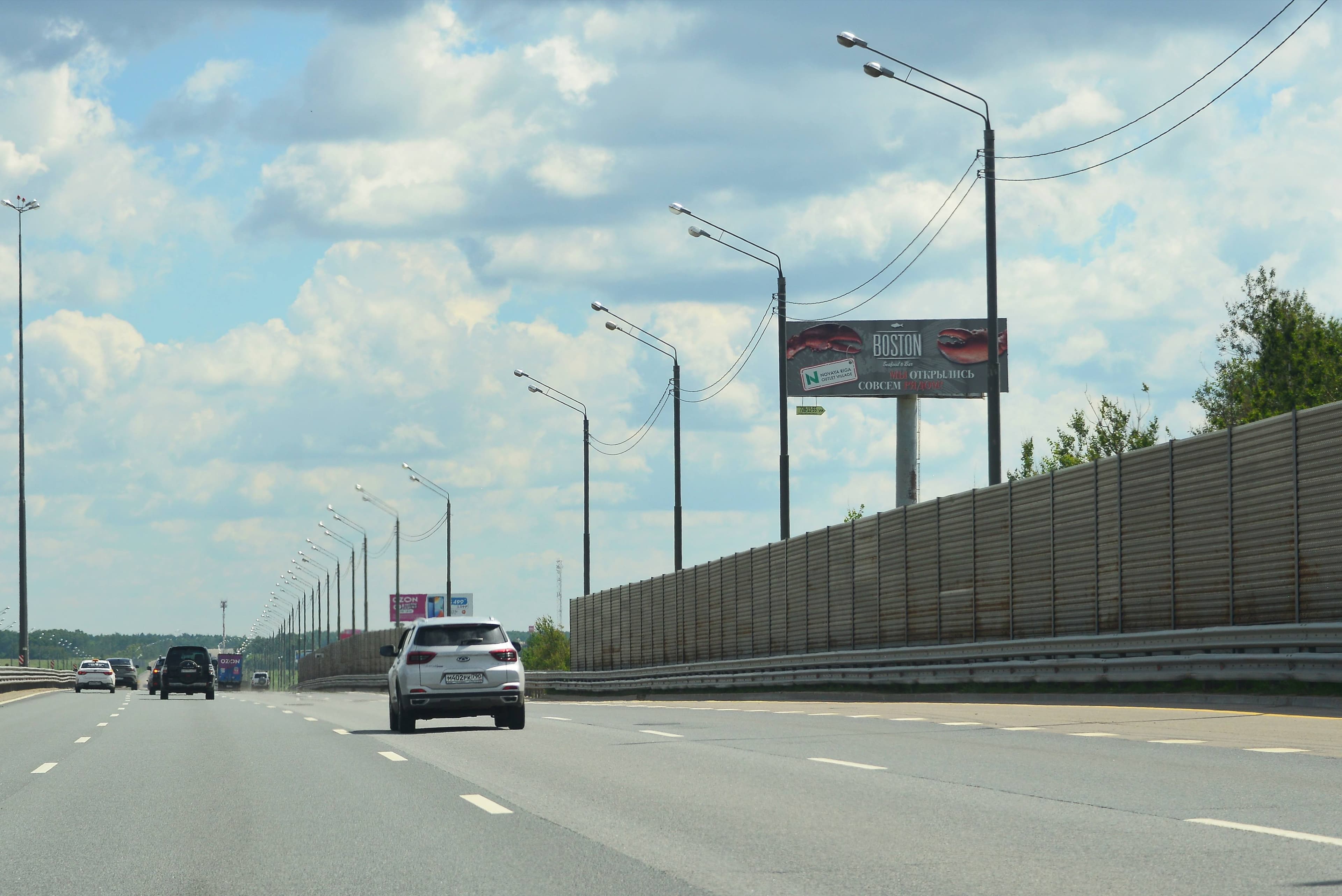 Московская область, Истринский район, а/д М9 "Балтия" 45км + 700м, слева, сторона А Московская область. Московская область, Истринский район, а/д М9 "Балтия" 45км + 700м, слева, сторона А