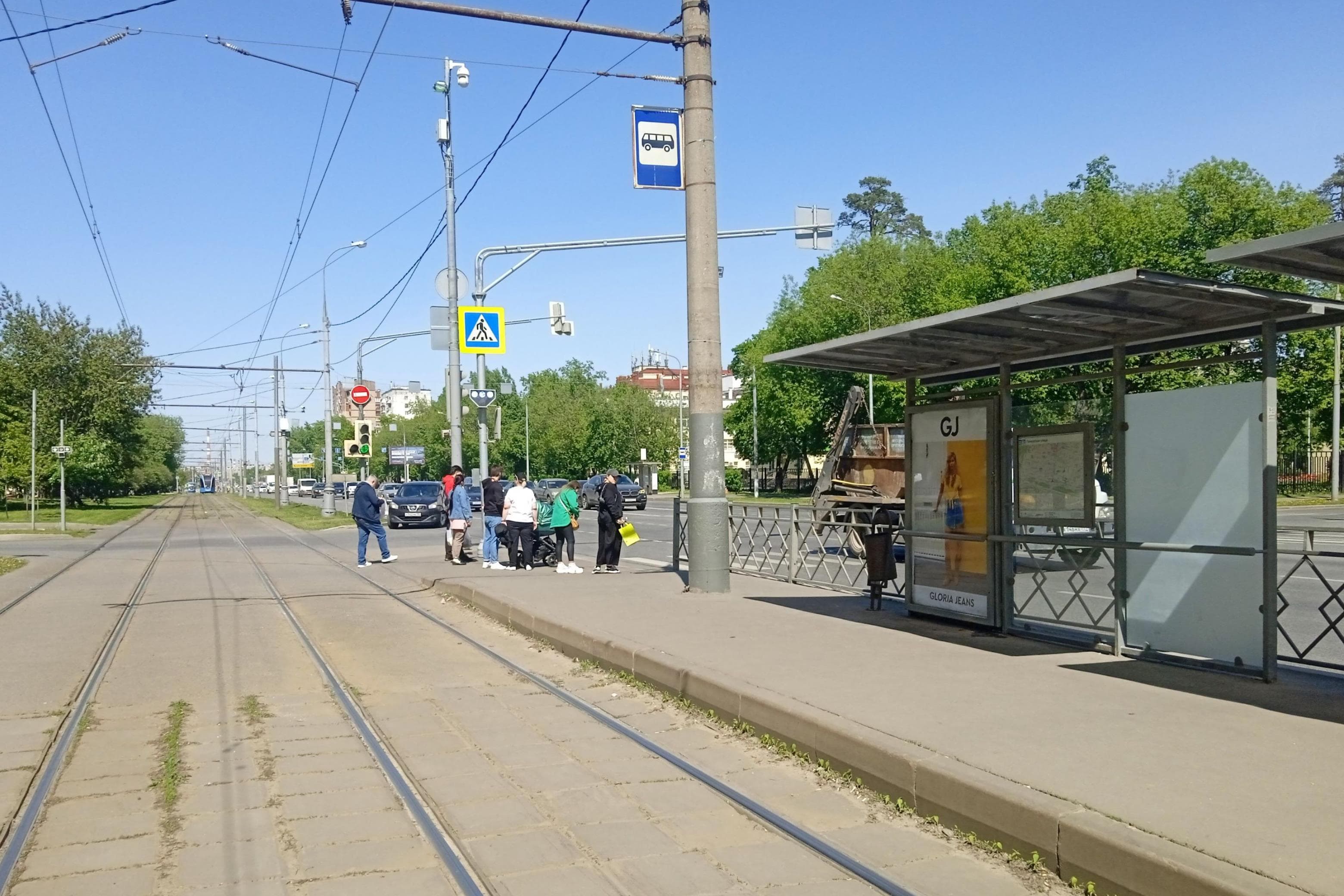 Енисейская улица, д.9/2 - ост. "Печорская улица" (из центра) поз.2, сторона А Москва. Енисейская улица, д.9/2 - ост. "Печорская улица" (из центра) поз.2, сторона А