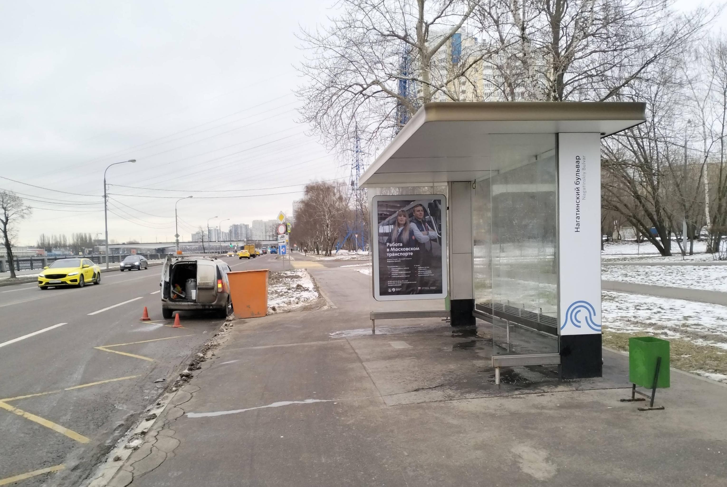 Нагатинская набережная - ост. "Нагатинский бульвар" (из центра), сторона А Москва. Нагатинская набережная - ост. "Нагатинский бульвар" (из центра), сторона А
