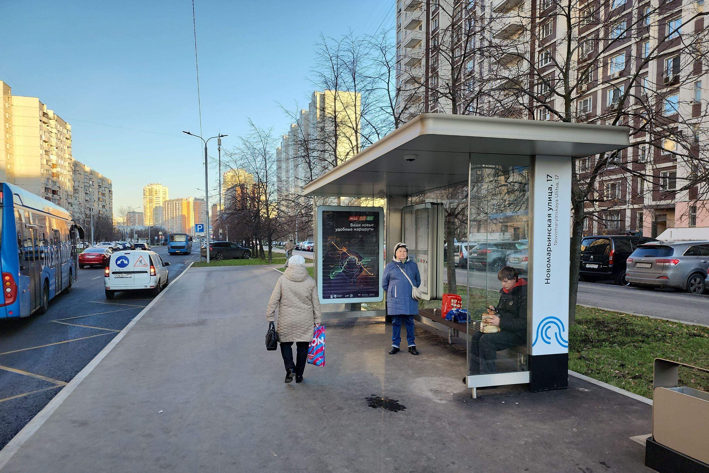 Новомарьинская улица, д.18 - ост. "Новомарьинская улица, 13" (из центра), сторона А Москва. Новомарьинская улица, д.18 - ост. "Новомарьинская улица, 13" (из центра), сторона А