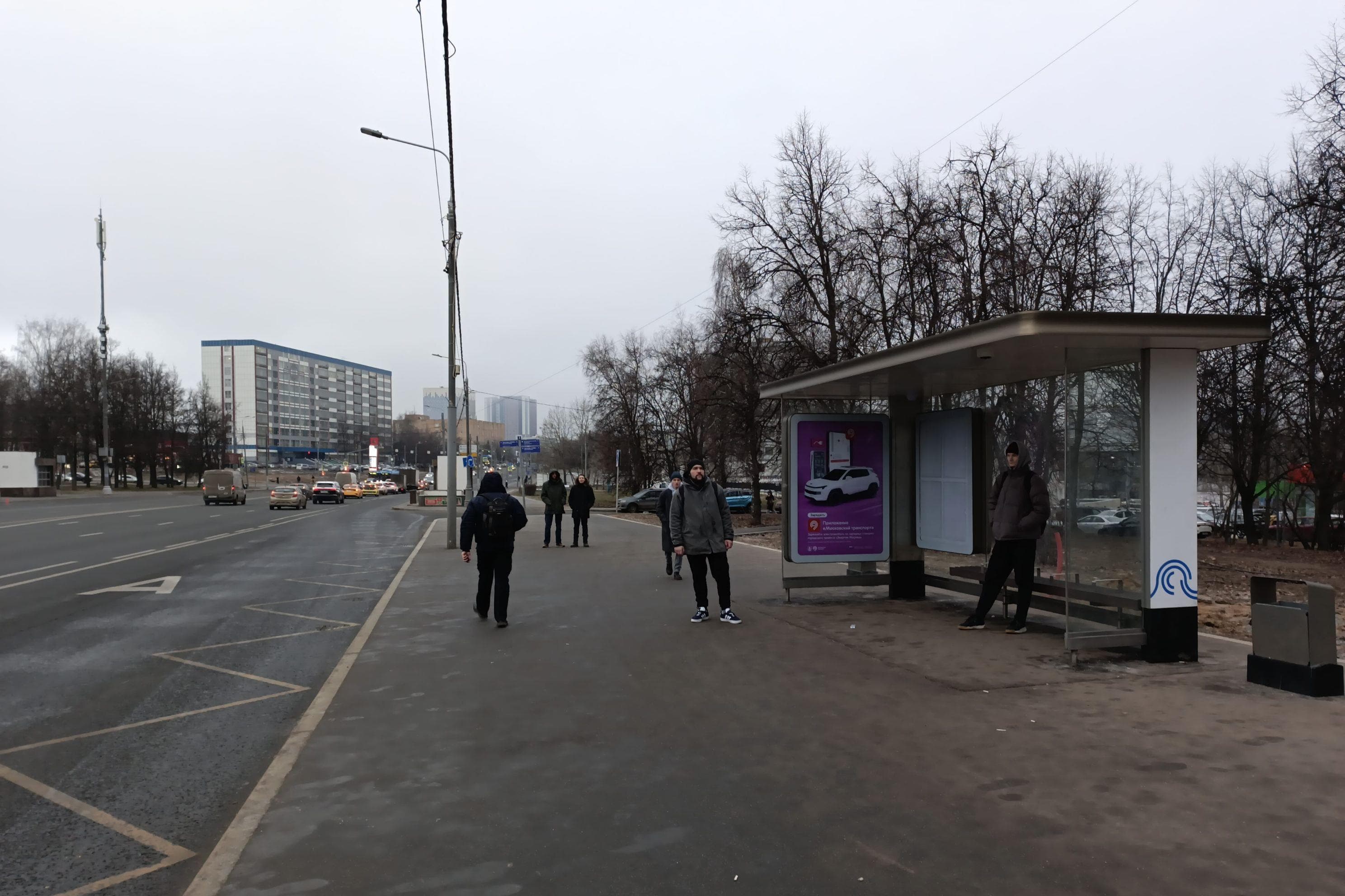 Обручева улица, д.33А - ост. "Введенского улица" (в центр) поз.2, сторона А Москва. Обручева улица, д.33А - ост. "Введенского улица" (в центр) поз.2, сторона А