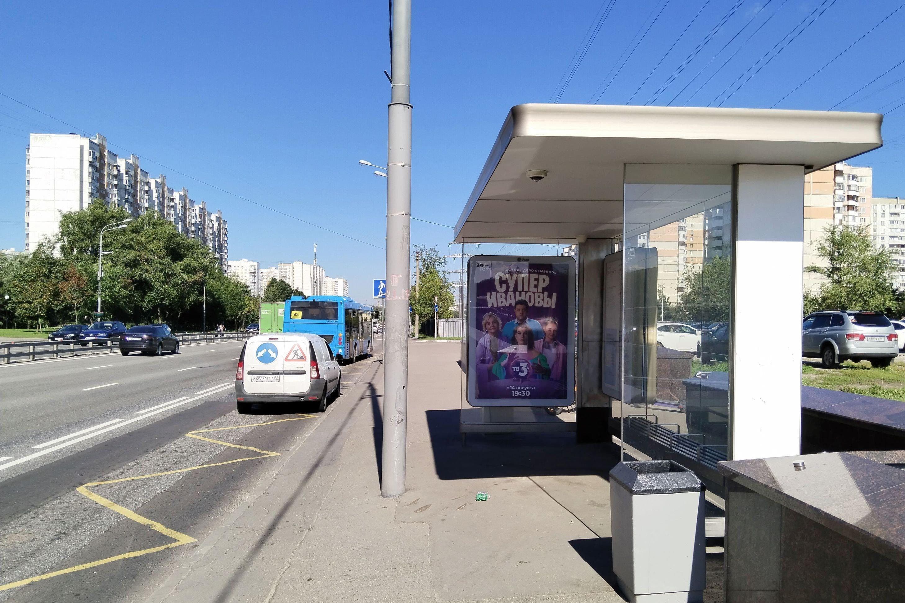 Пятницкое шоссе, д.34, стр.1 - ост. "Военный городок" (из центра), сторона А Москва. Пятницкое шоссе, д.34, стр.1 - ост. "Военный городок" (из центра), сторона А