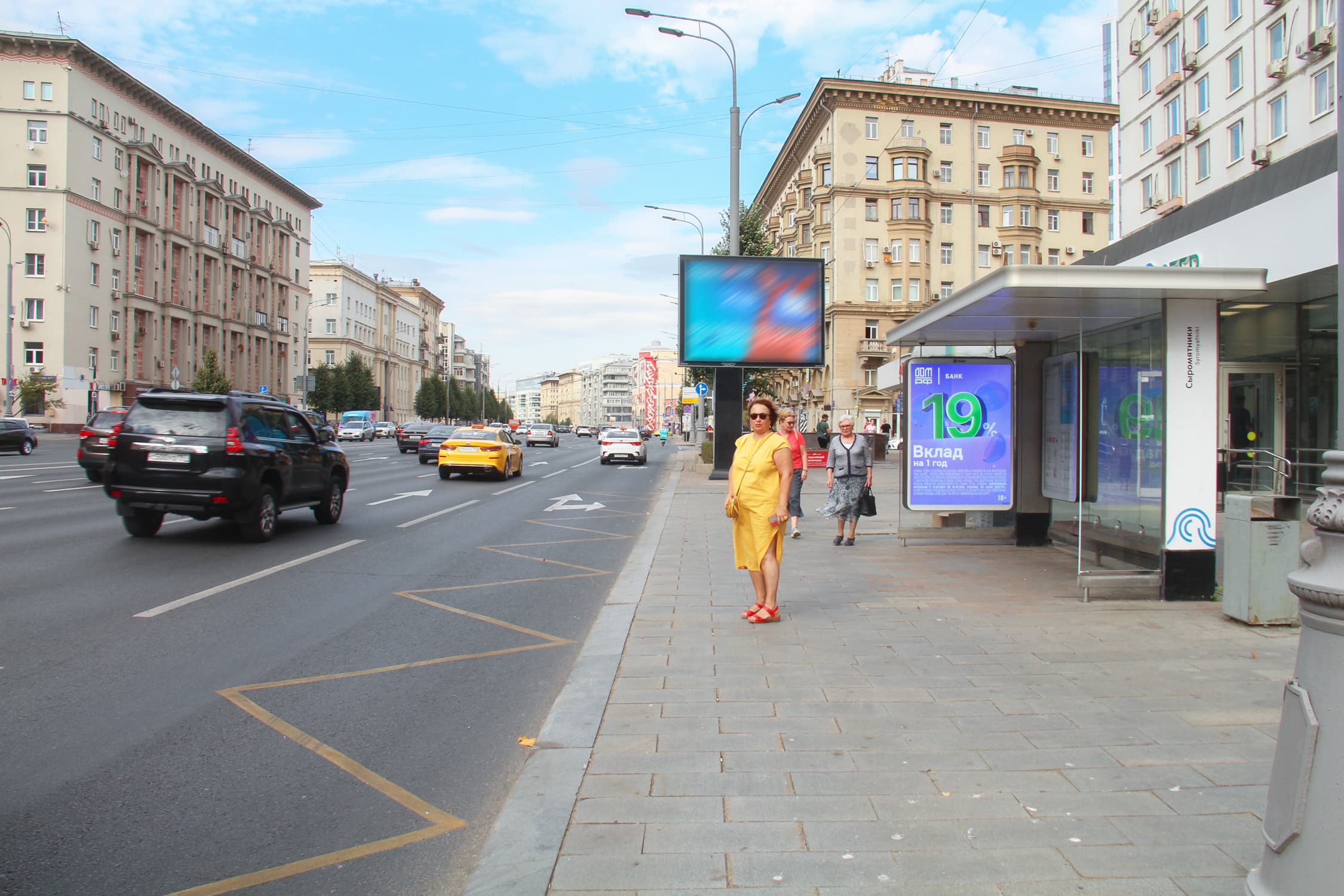 Земляной вал ул. 41с1 - ост. "Сыромятники", внешняя стор. Садового, сторона А1 Москва. Земляной вал ул. 41с1 - ост. "Сыромятники", внешняя стор. Садового, сторона А1