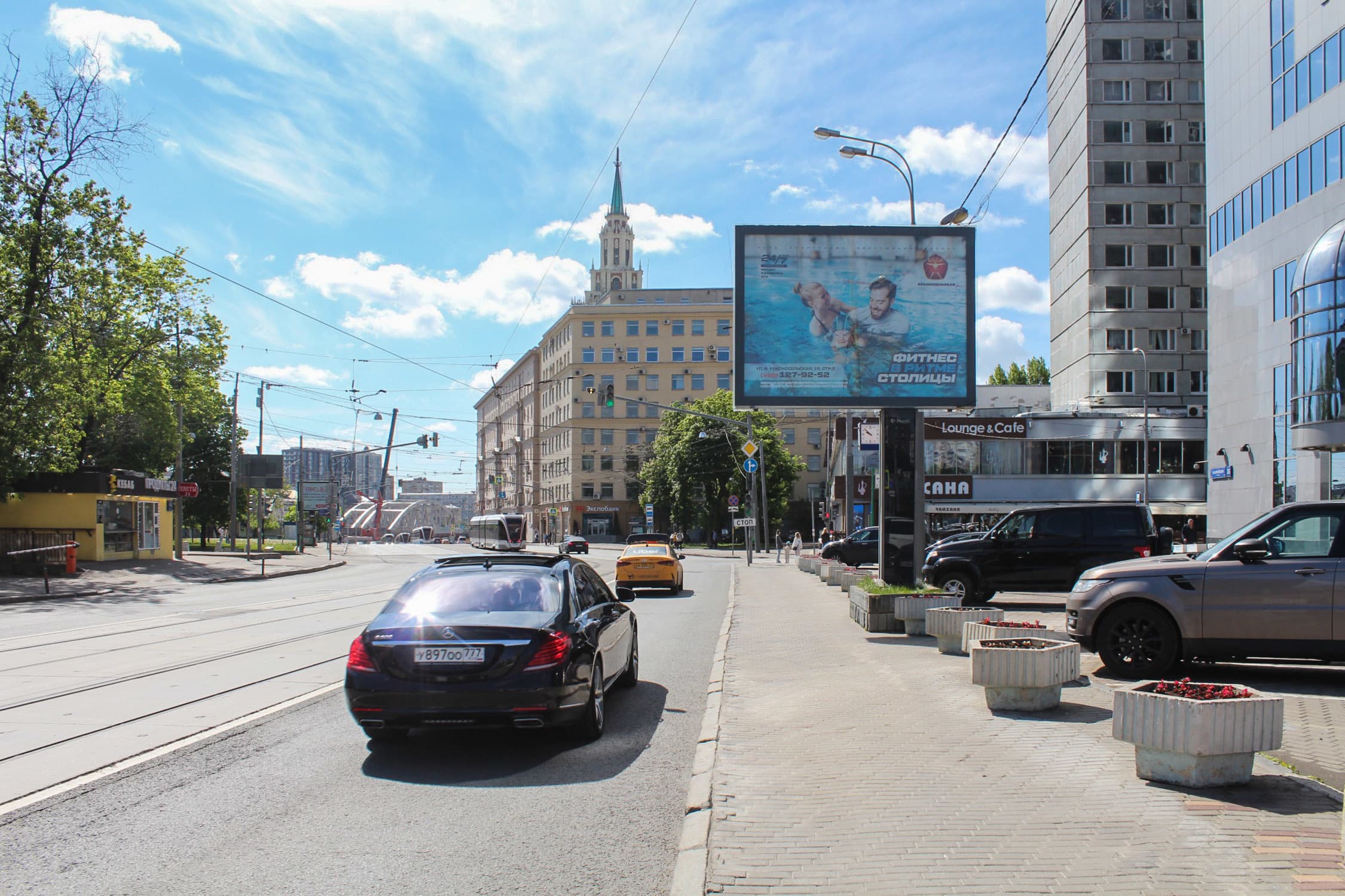 shit 3x6 Реклама 2.7x3.7 по адресу Каланчевская ул. 35, 50 м после Х с Грохольским пер. (светофор)