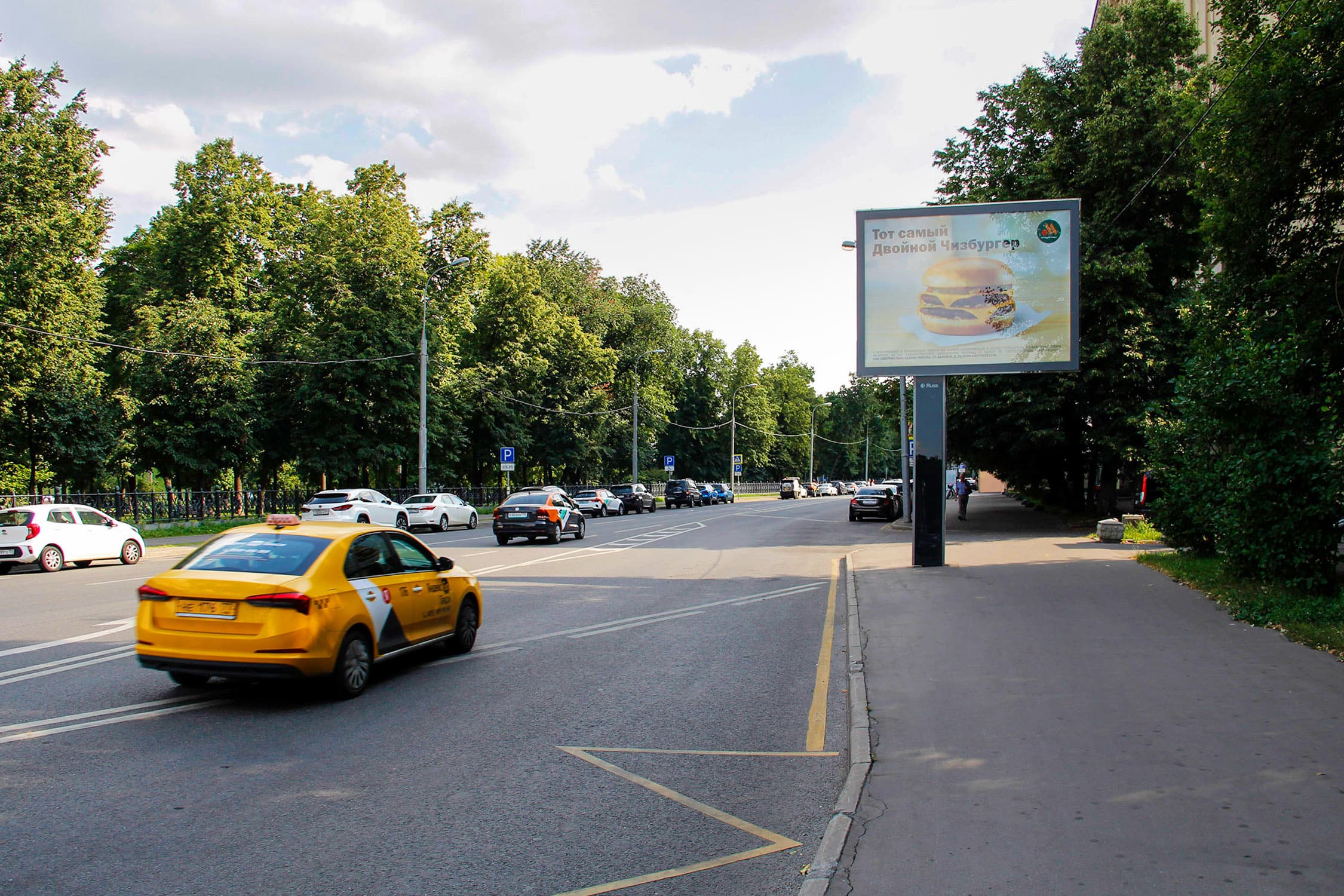 shit 3x6 Реклама 2.7x3.7 по адресу Самотечная ул. 9, 350 м до Х с ул. Садовая-Самотечная (светофор)