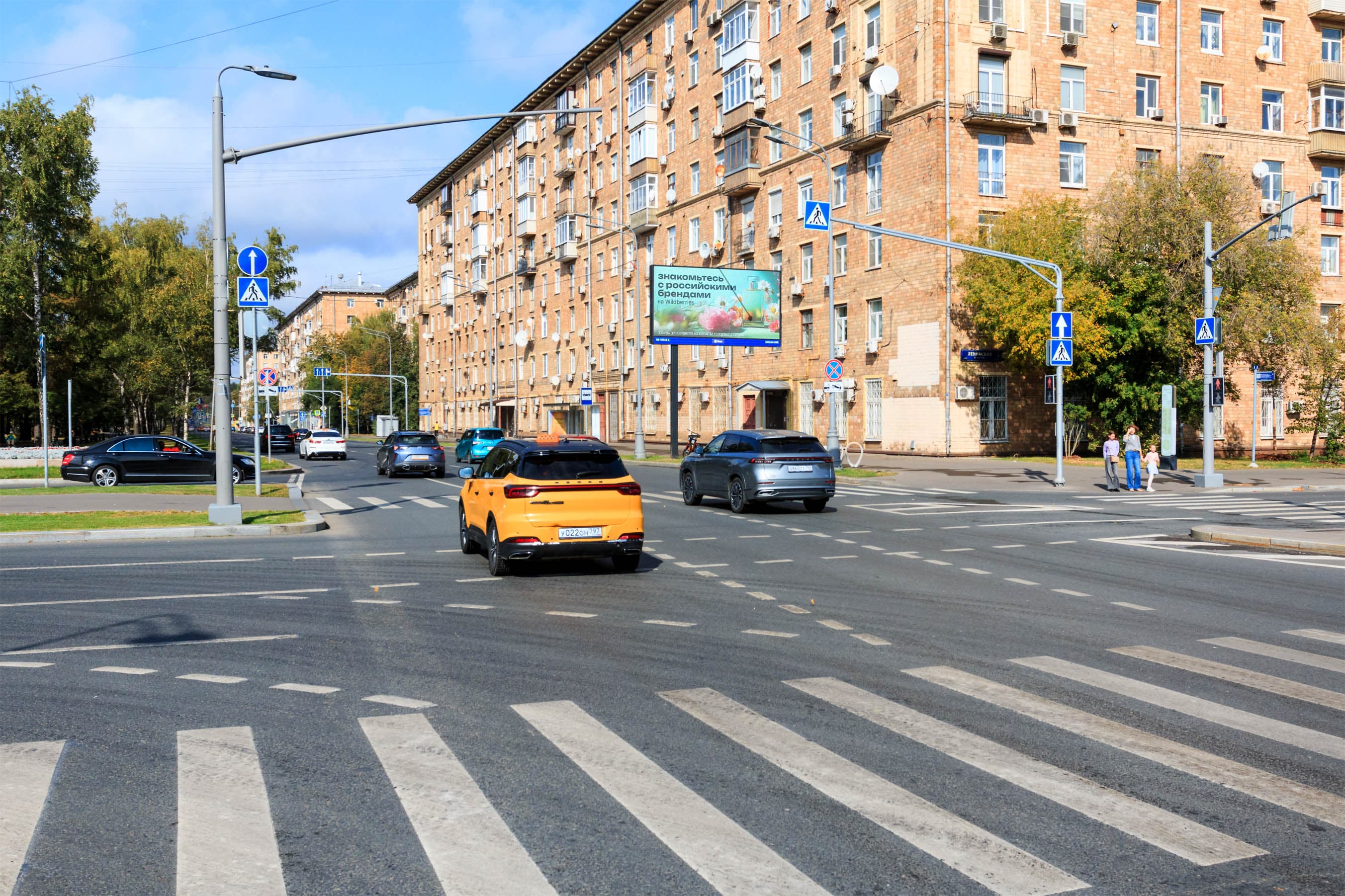 Университетский проспект 2/60, после Х с Ленинским проспектом, (светофор), сторона А1 Москва. Университетский проспект 2/60, после Х с Ленинским проспектом, (светофор), сторона А1