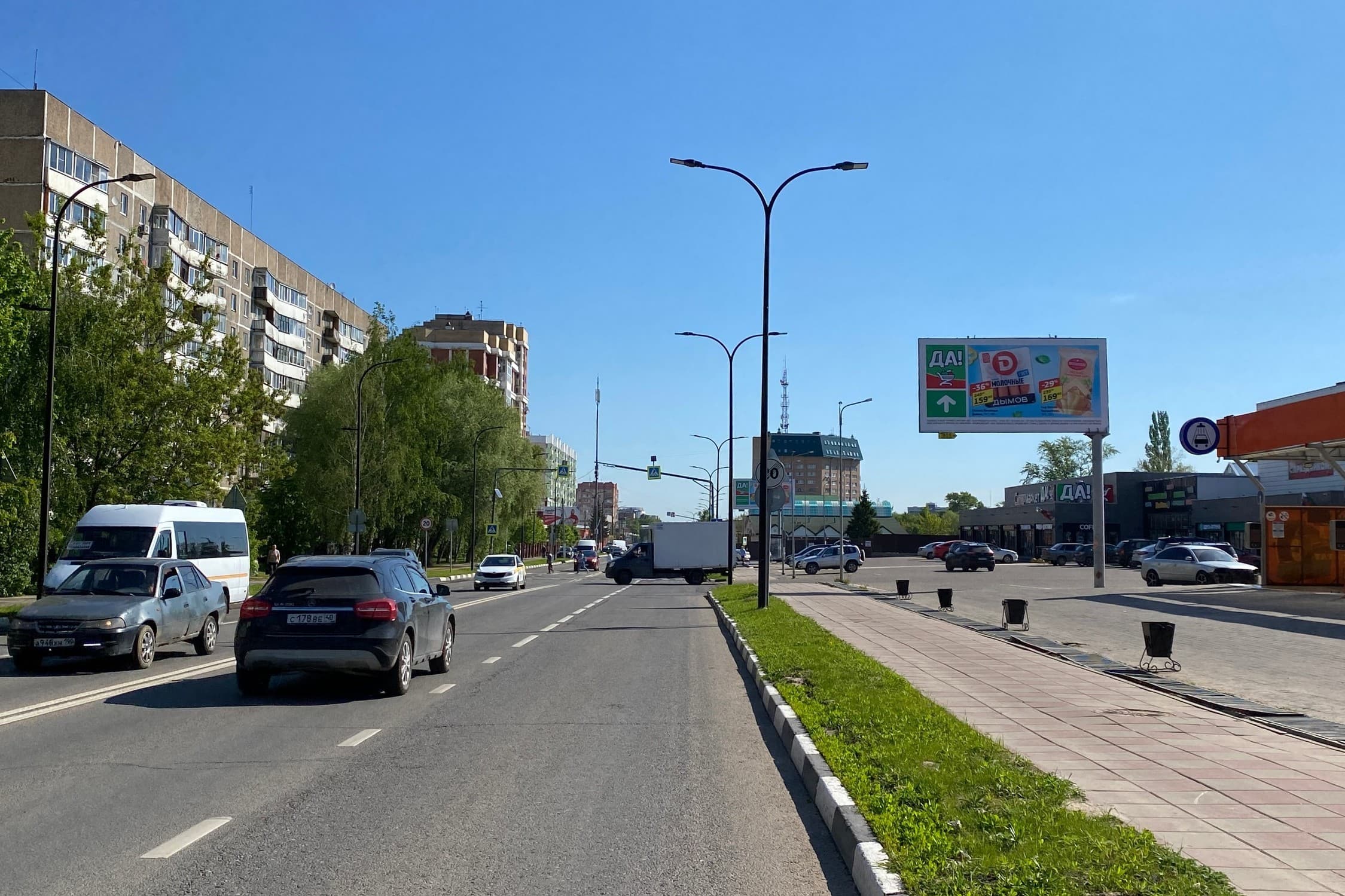 shit 3x6 Реклама 3x6 по адресу ул. Маршала Жукова, д. 52, Супермаркет Да! (поз. 1)