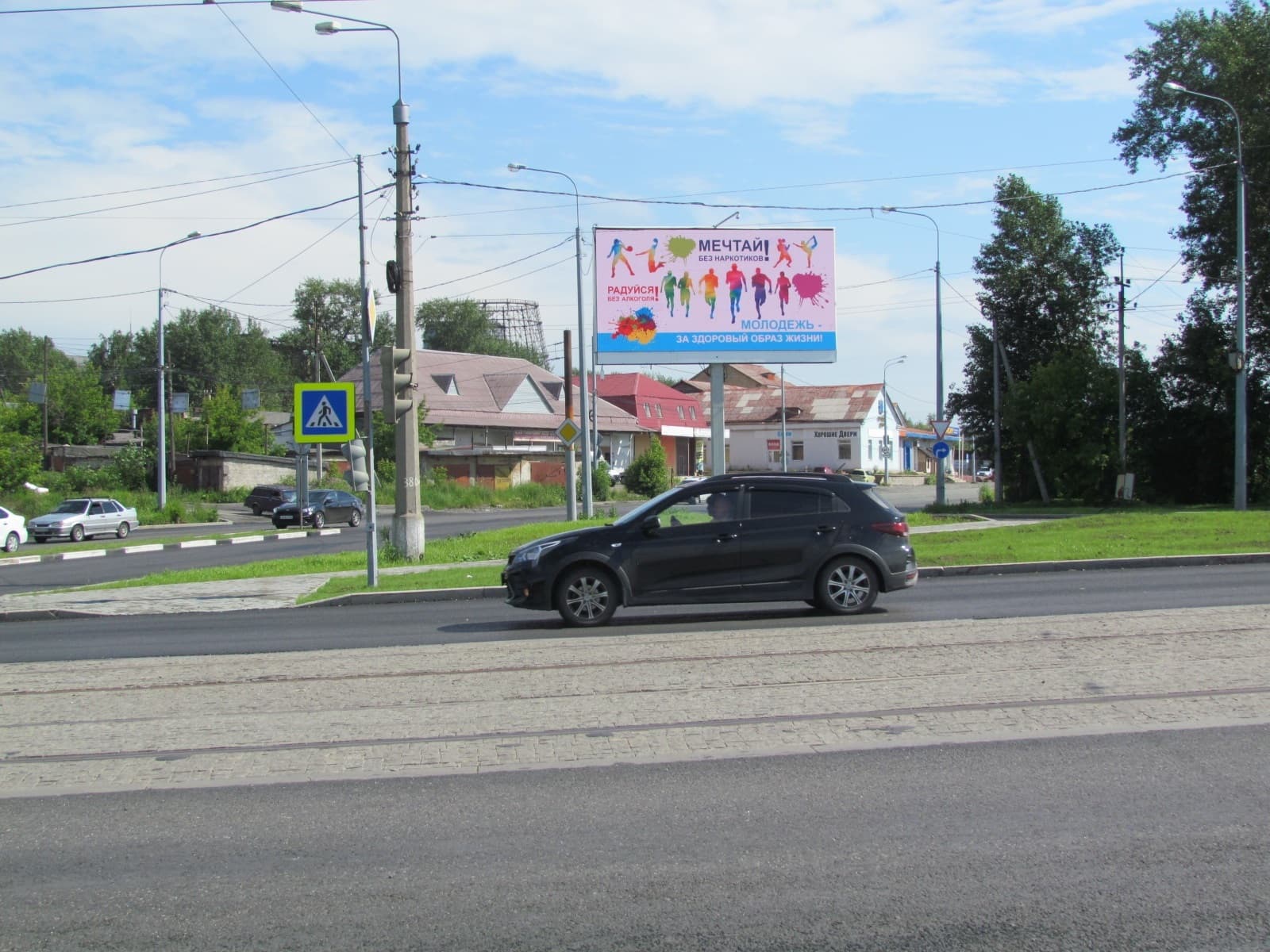 shit 3x6 Реклама 3x6 по адресу Индустриальная ул., р-н мелькомбината, в развязке, из города (Digital)