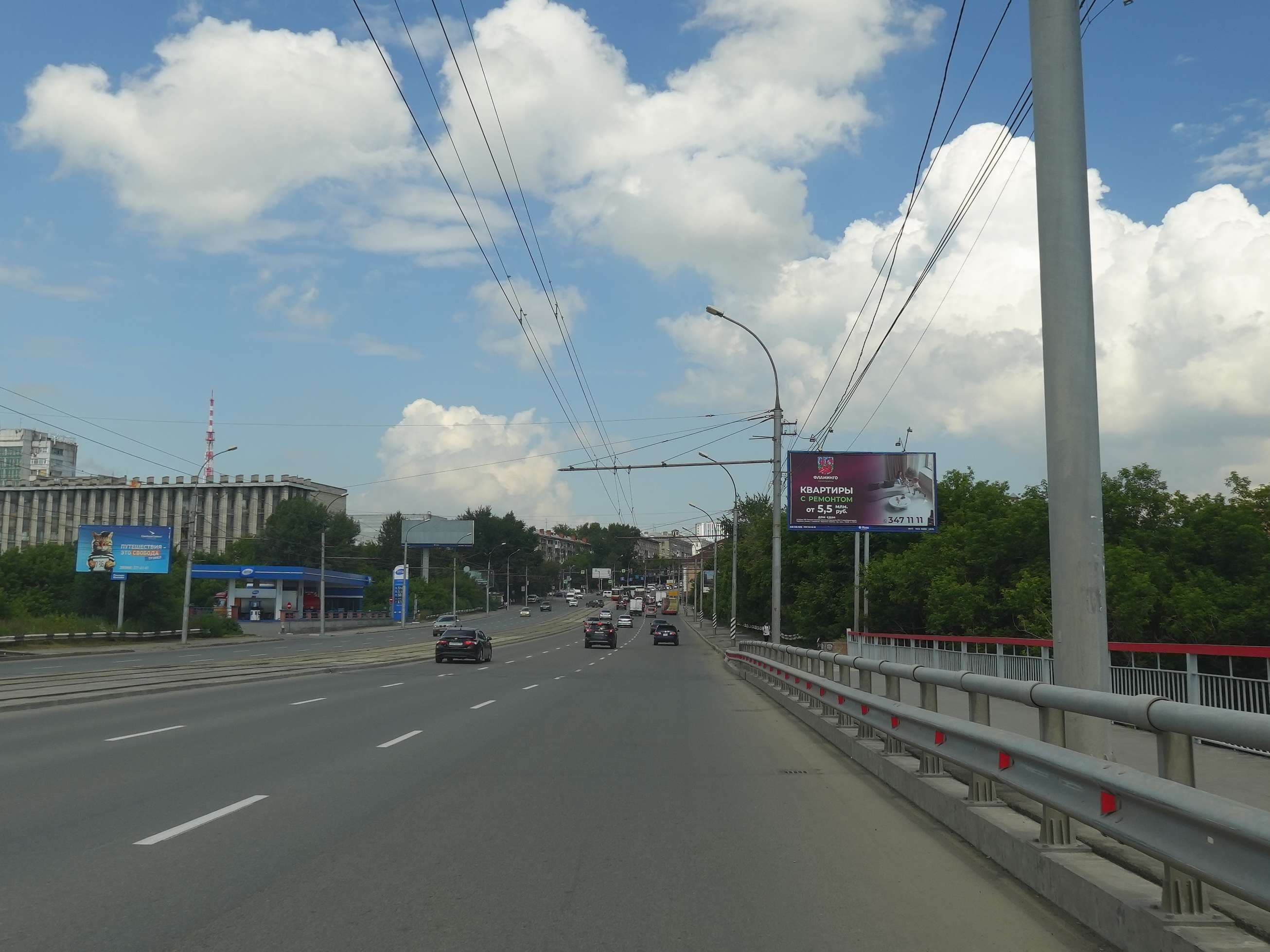 Сибиряков-Гвардейцев ул., мост через р.Тула, сторона А Новосибирск. Сибиряков-Гвардейцев ул., мост через р.Тула, сторона А