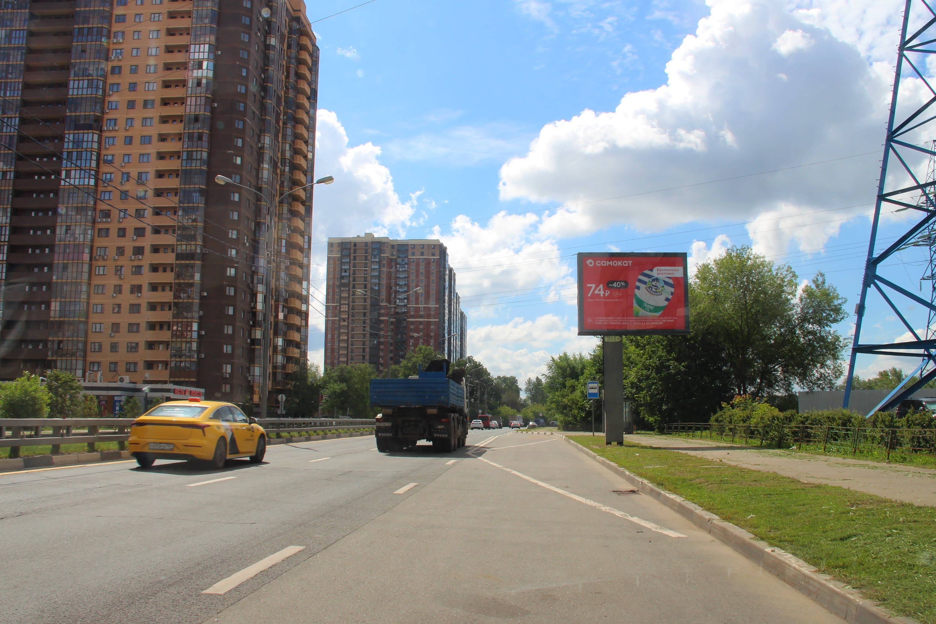 shit 3x6 Реклама 2.7x3.7 по адресу 01км+050м, слева от Минского шоссе, напротив д. 24 по ул. Маковского