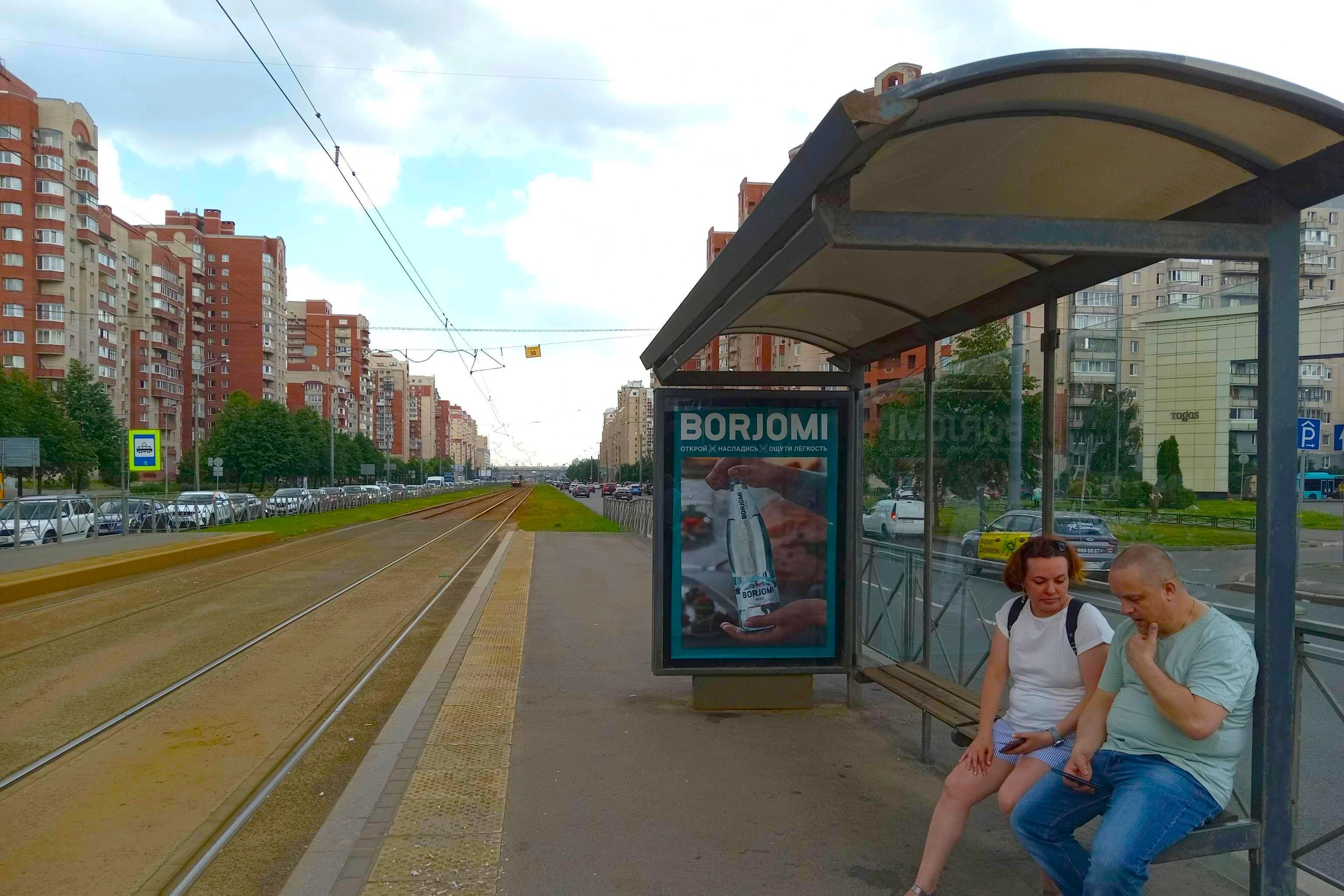 Савушкина ул. 126 напротив - ост. "Станция метро Беговая", (светофор, ТЦ "Атлантик Сити", ТЦ "Меркурий"), сторона А Санкт-Петербург. Савушкина ул. 126 напротив - ост. "Станция метро Беговая", (светофор, ТЦ "Атлантик Сити", ТЦ "Меркурий"), сторона А