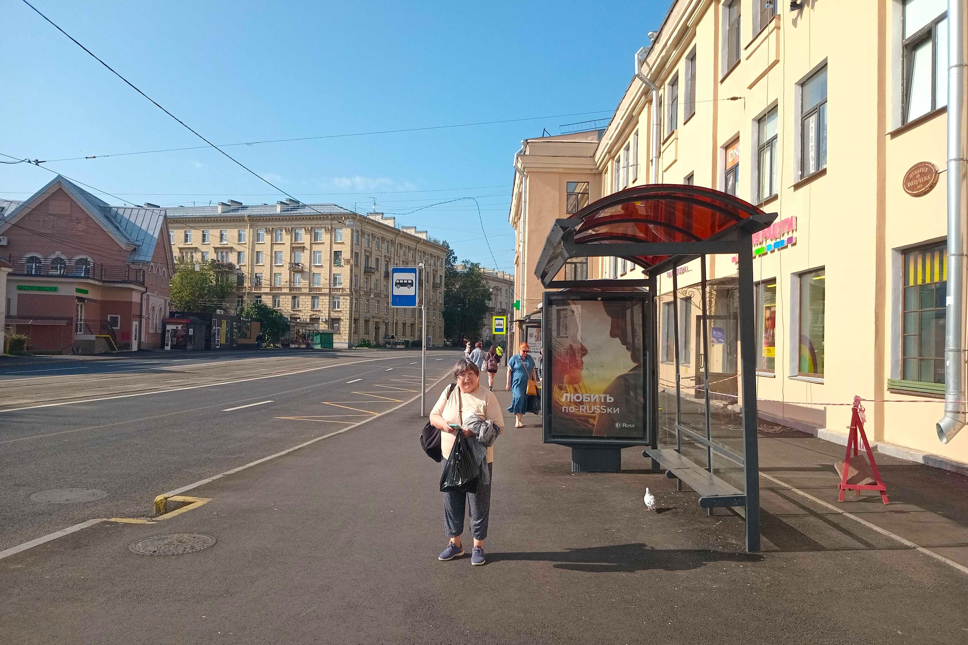 Савушкина ул. 7 - ост. "Станция метро Черная Речка", (светофор), поз. 1, сторона А Санкт-Петербург. Савушкина ул. 7 - ост. "Станция метро Черная Речка", (светофор), поз. 1, сторона А
