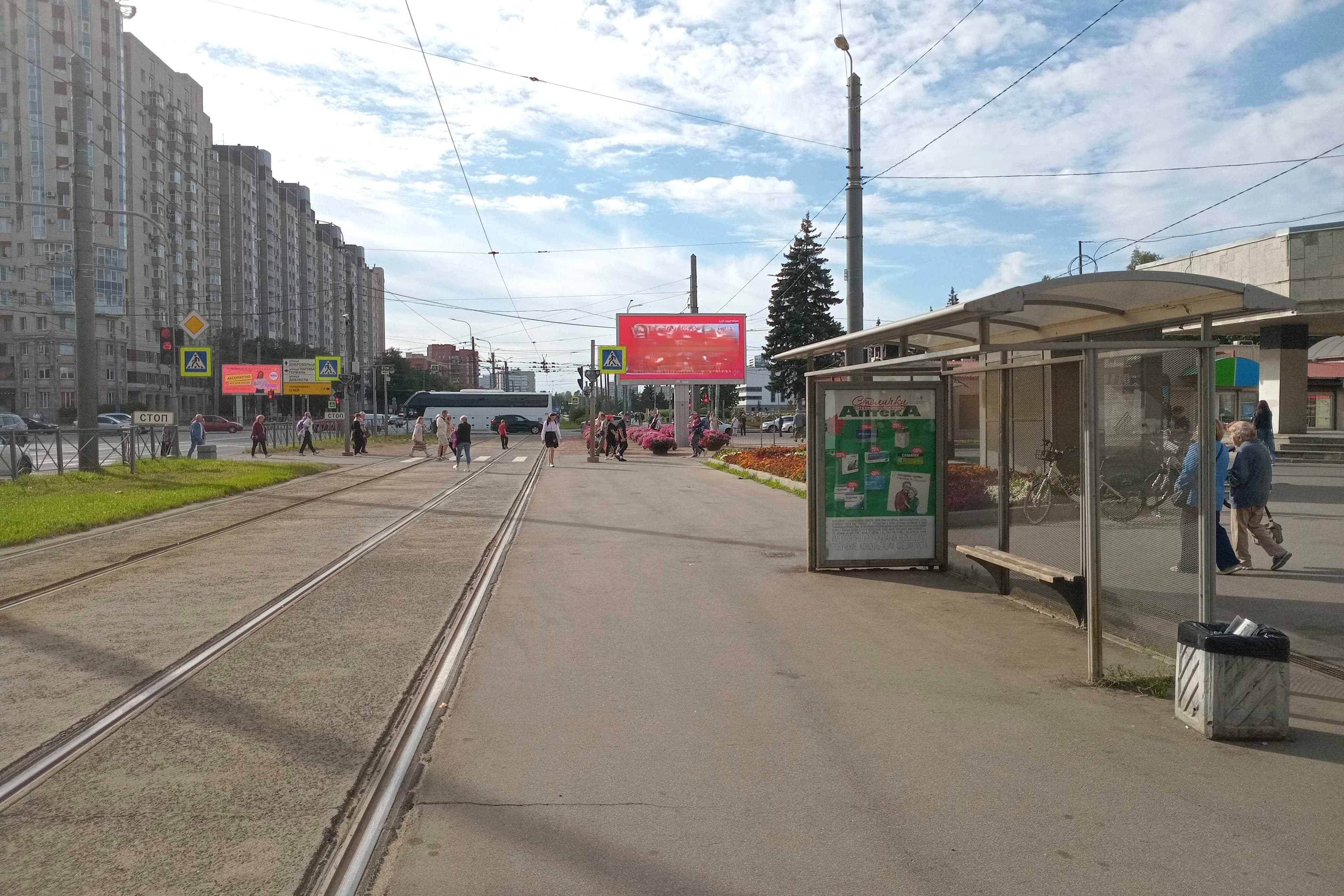 Ветеранов проспект 117 - ост. "Улица Партизана Германа", (светофор), сторона А Санкт-Петербург. Ветеранов проспект 117 - ост. "Улица Партизана Германа", (светофор), сторона А
