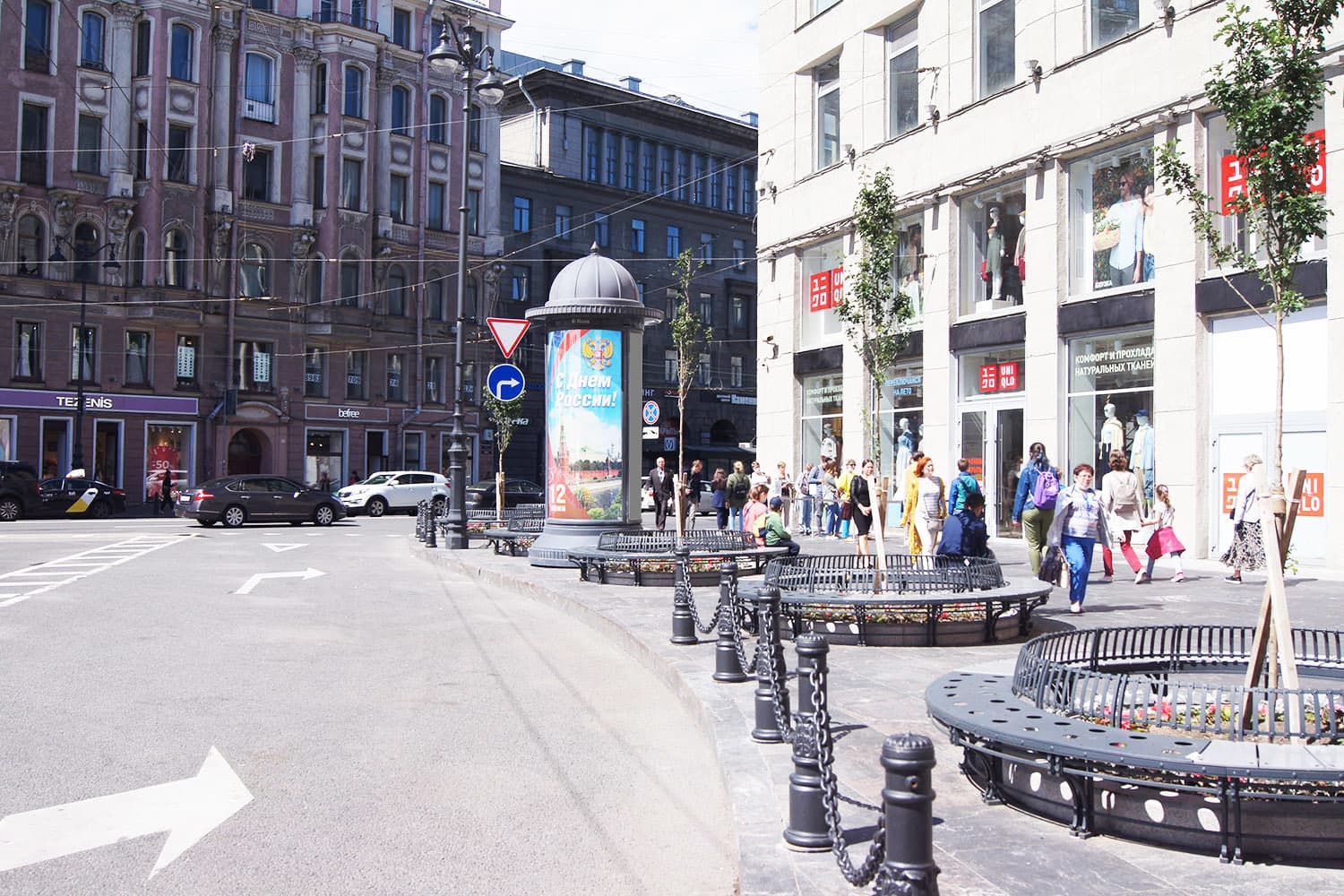 Льва Толстого пл. / Каменноостровский пр. 37 / ст.м. "Петроградская", сторона А Санкт-Петербург. Льва Толстого пл. / Каменноостровский пр. 37 / ст.м. "Петроградская", сторона А