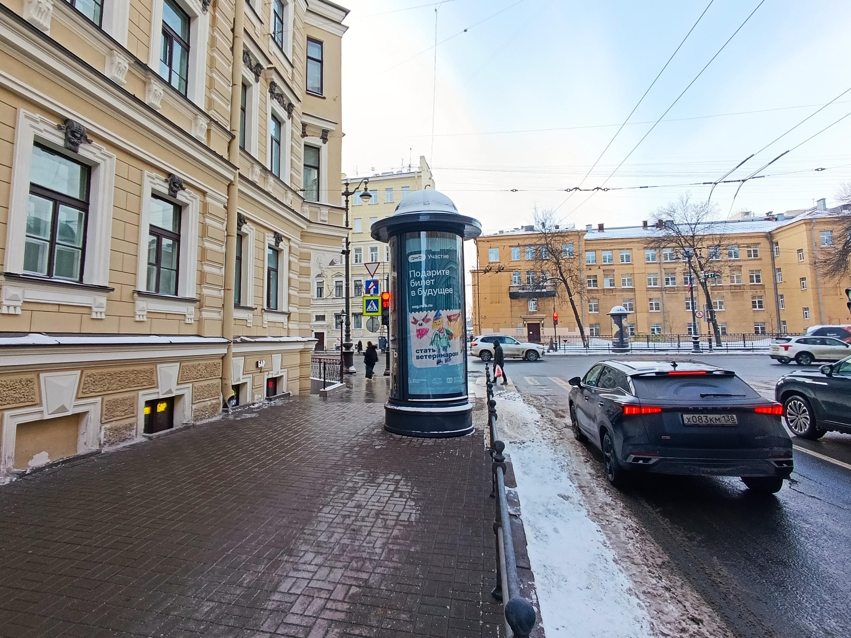 Невский проспект 182, Х с ул. Александра Невского, (светофор, м. "Площадь Александра Невского", ТЦ "Москва"), сторона А Санкт-Петербург. Невский проспект 182, Х с ул. Александра Невского, (светофор, м. "Площадь Александра Невского", ТЦ "Москва"), сторона А