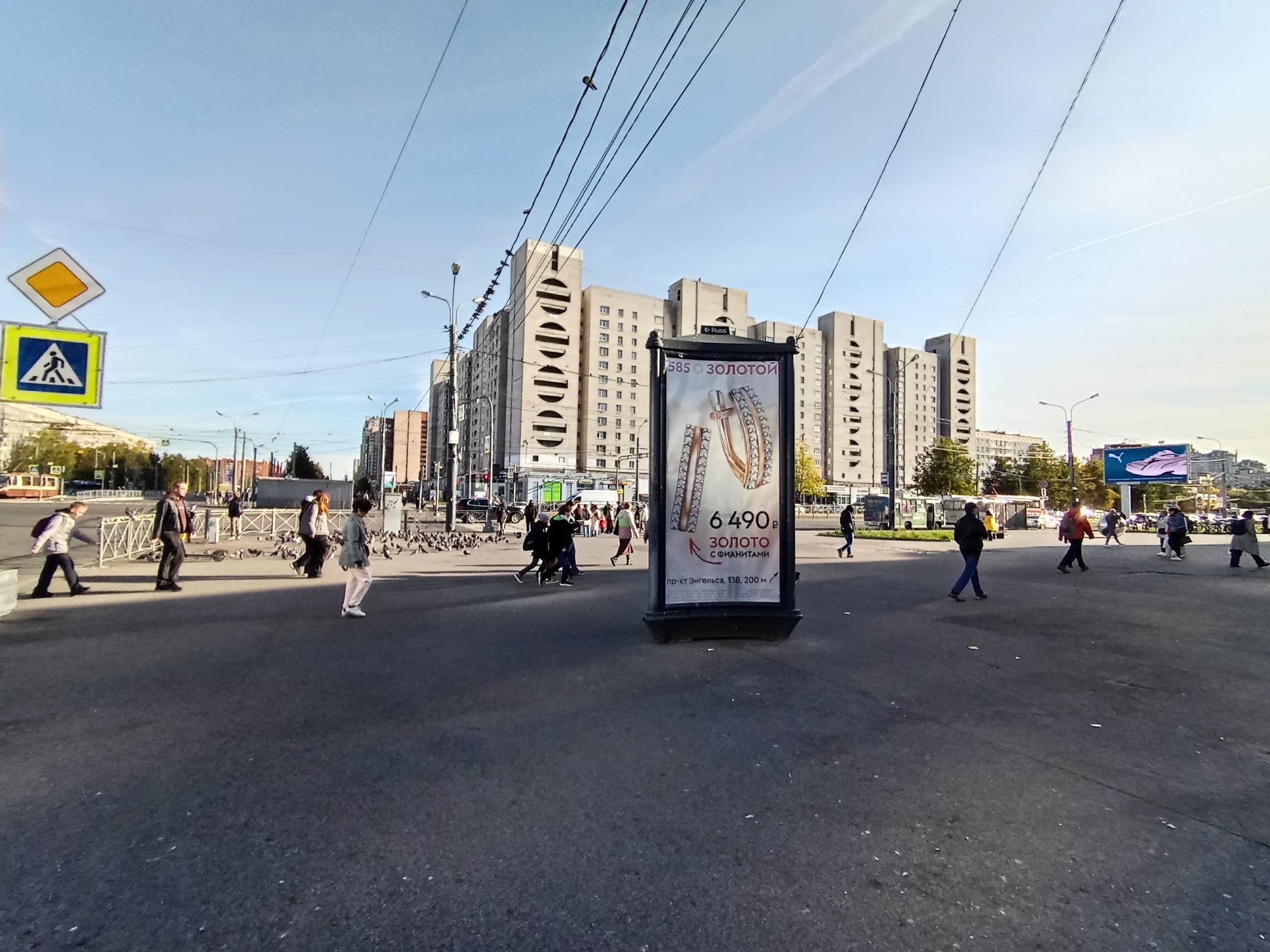 Просвещения проспект 19, Х с проспектом Энгельса, (светофор, м. "Проспект Просвещения", ТЦ "Норд"), сторона А Санкт-Петербург. Просвещения проспект 19, Х с проспектом Энгельса, (светофор, м. "Проспект Просвещения", ТЦ "Норд"), сторона А