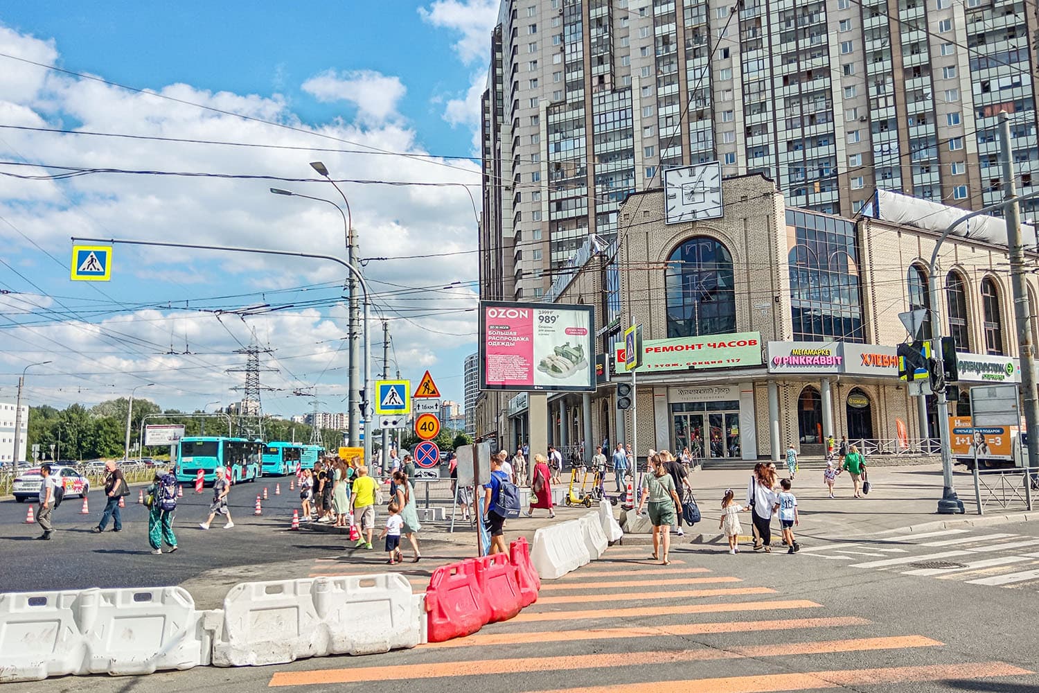 shit 3x6 Реклама 2.7x3.7 по адресу Испытателей пр./ Коломяжский пр., напротив ст. м. "Пионерская"