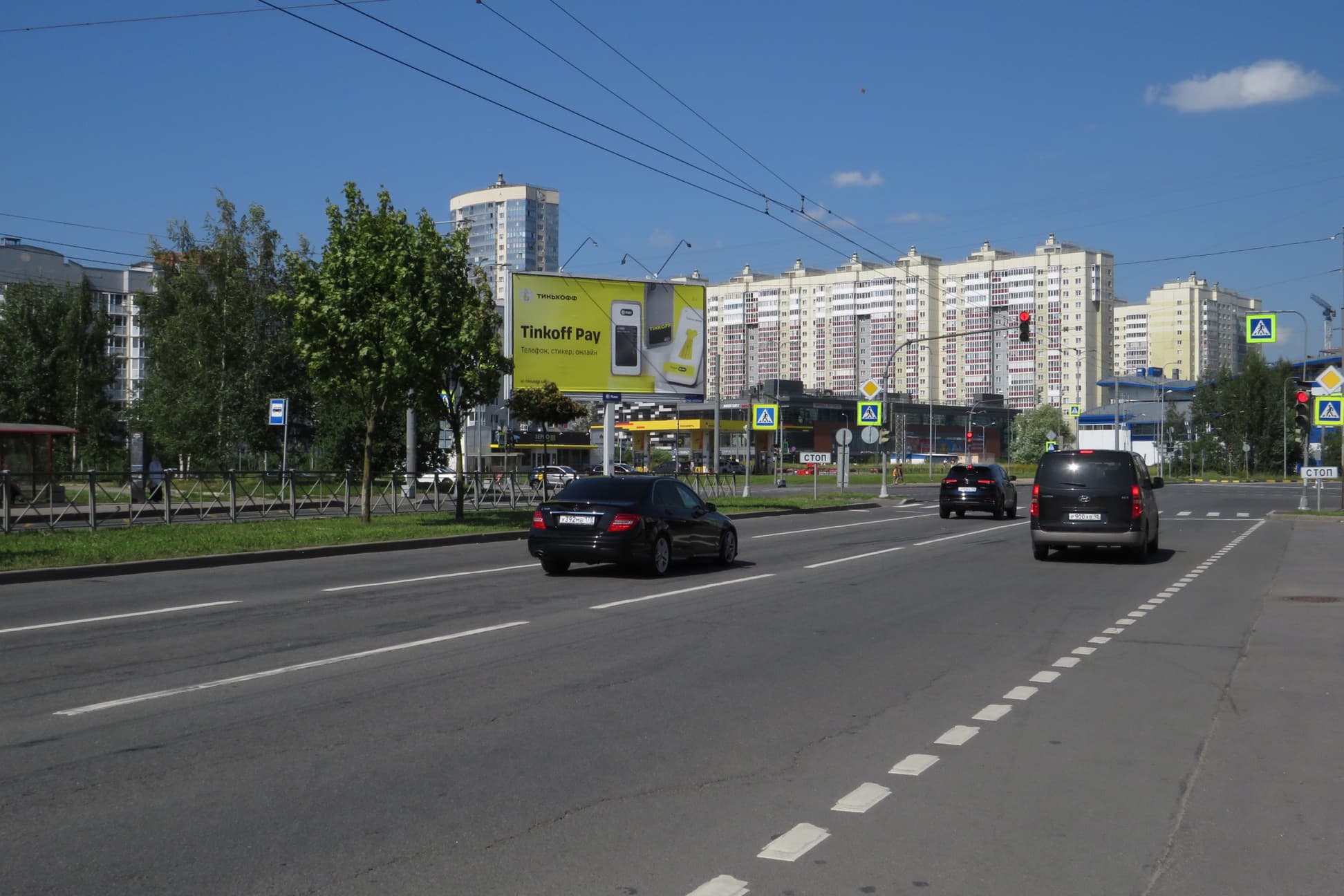 Доблести ул., ЦРП, 85 м до Х с проспектом Маршала Захарова, (светофор), сторона А1 Санкт-Петербург. Доблести ул., ЦРП, 85 м до Х с проспектом Маршала Захарова, (светофор), сторона А1