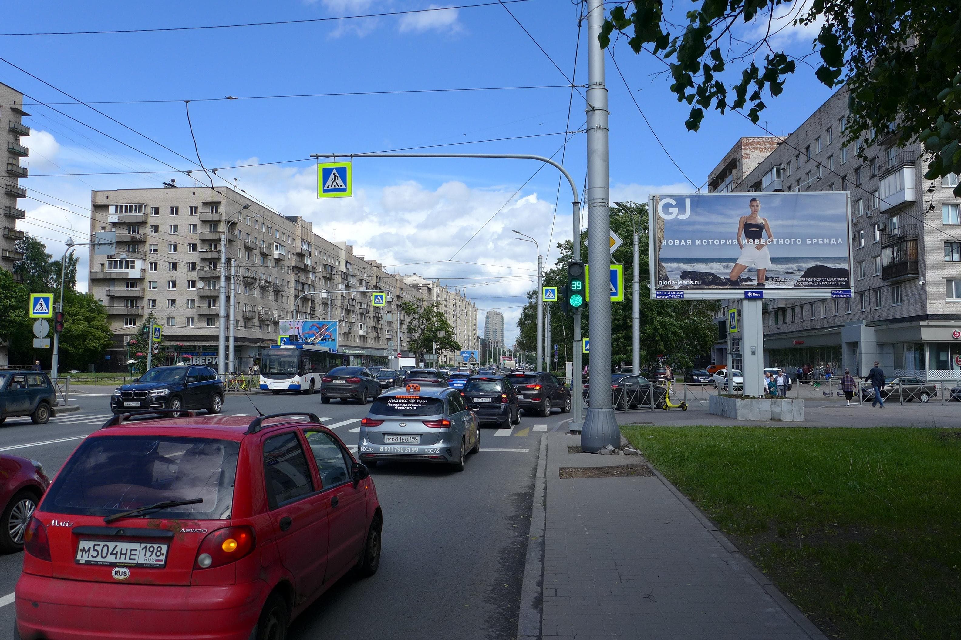 Гражданский пр. 11 / Фаворского ул. (из центра) только ВИНИЛ, сторона А Санкт-Петербург. Гражданский пр. 11 / Фаворского ул. (из центра) только ВИНИЛ, сторона А