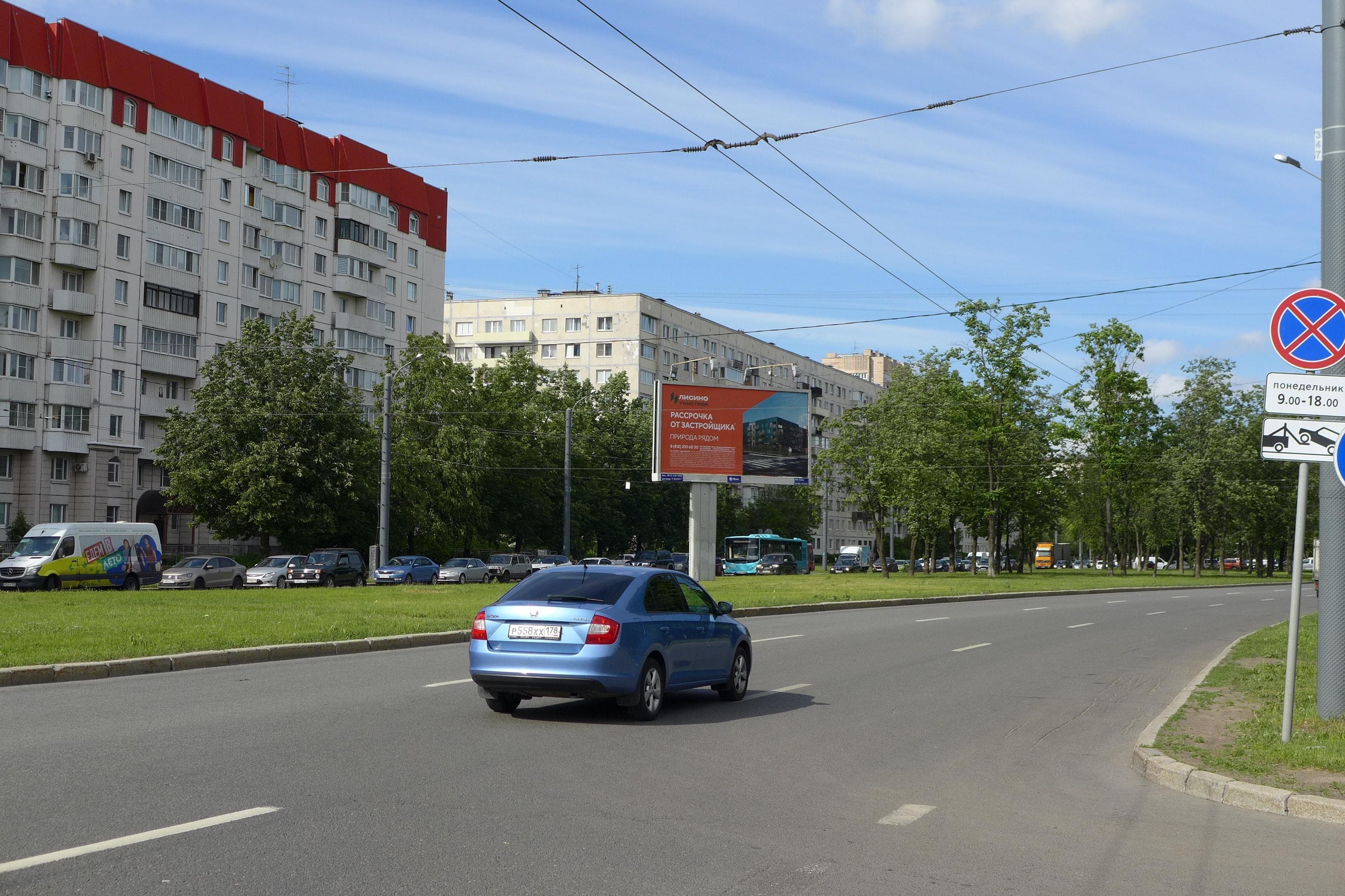 Гражданский пр., напр. ст. м. "Гражданский пр.", на разд. полосе, от метро, сторона А1 Санкт-Петербург. Гражданский пр., напр. ст. м. "Гражданский пр.", на разд. полосе, от метро, сторона А1