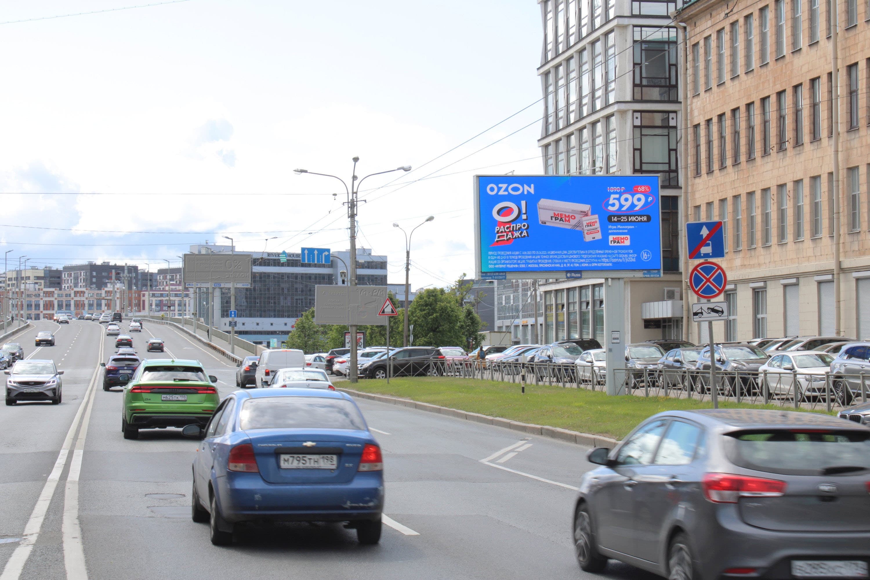 shit 3x6 Реклама 3x6 по адресу Кантемировская ул. 8 / Кантемировский мост (въезд на мост) DIGITAL