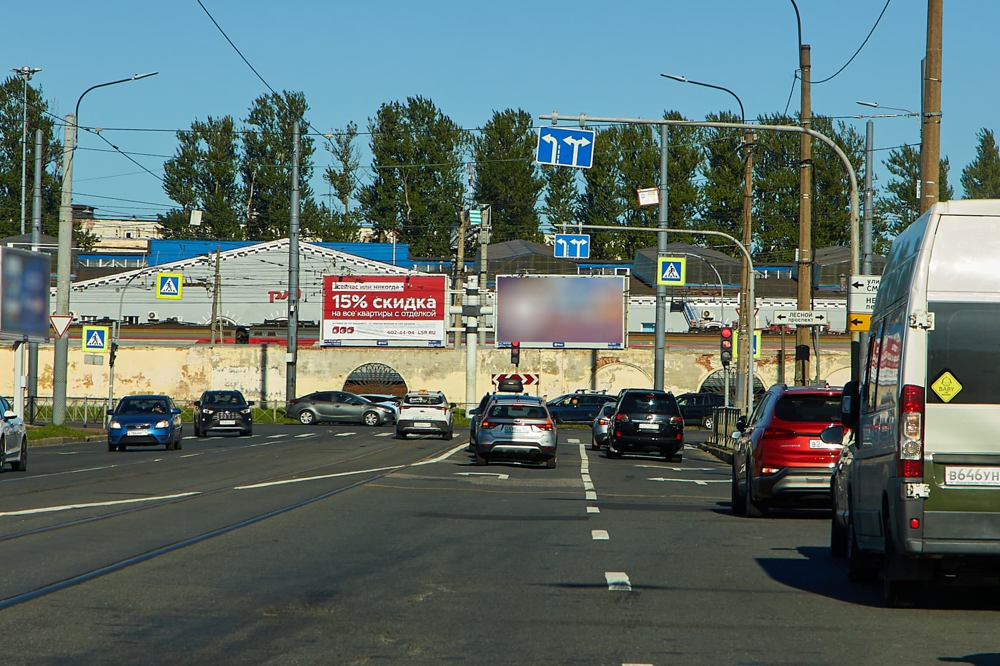 Лесной проспект, нечетная сторона, до Х с ул. Гренадерская, левый, (светофор, м. "Выборгская"), сторона А1 Санкт-Петербург. Лесной проспект, нечетная сторона, до Х с ул. Гренадерская, левый, (светофор, м. "Выборгская"), сторона А1