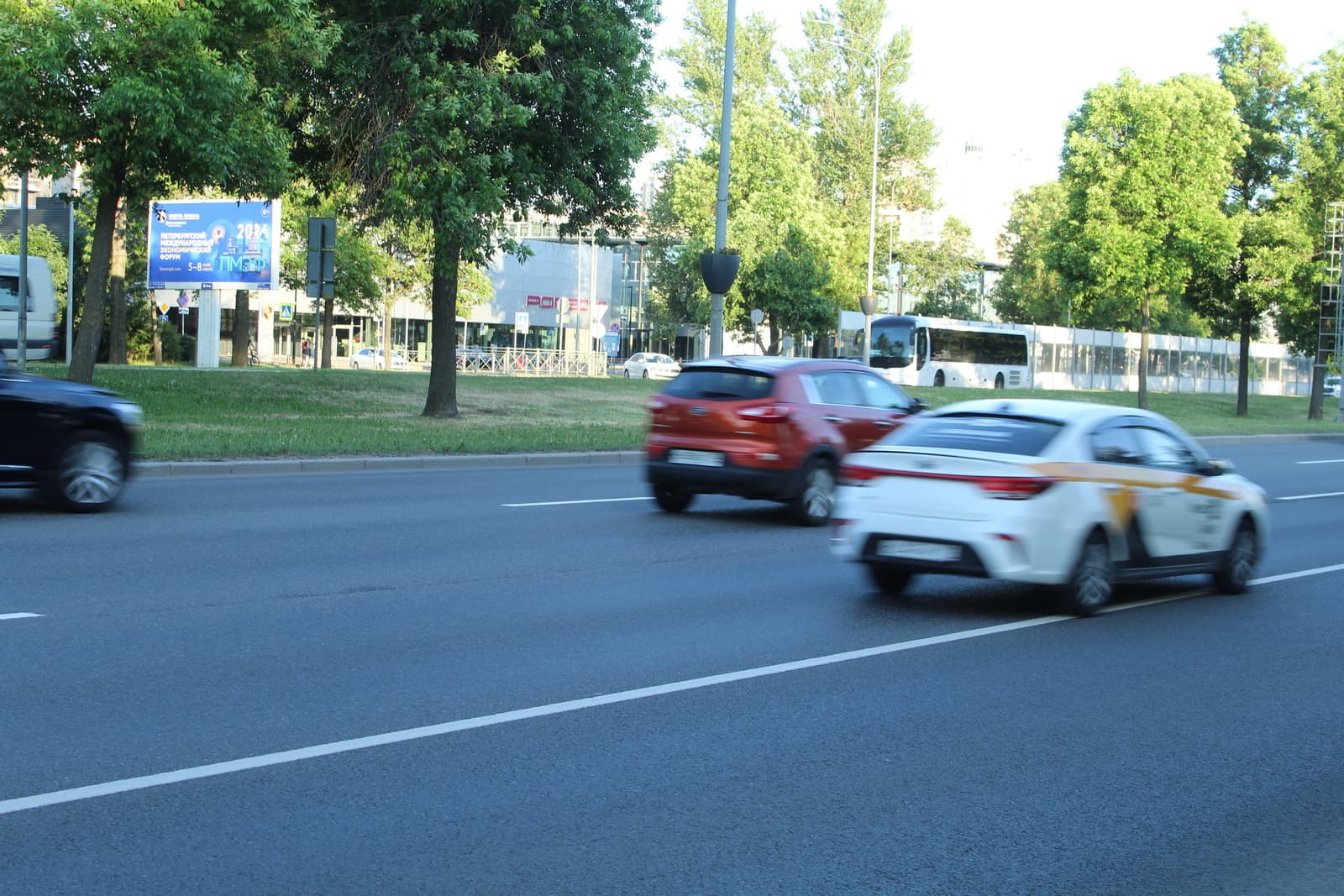 Пулковское ш., 14, лит. Б (из центра), сторона Б Санкт-Петербург. Пулковское ш., 14, лит. Б (из центра), сторона Б