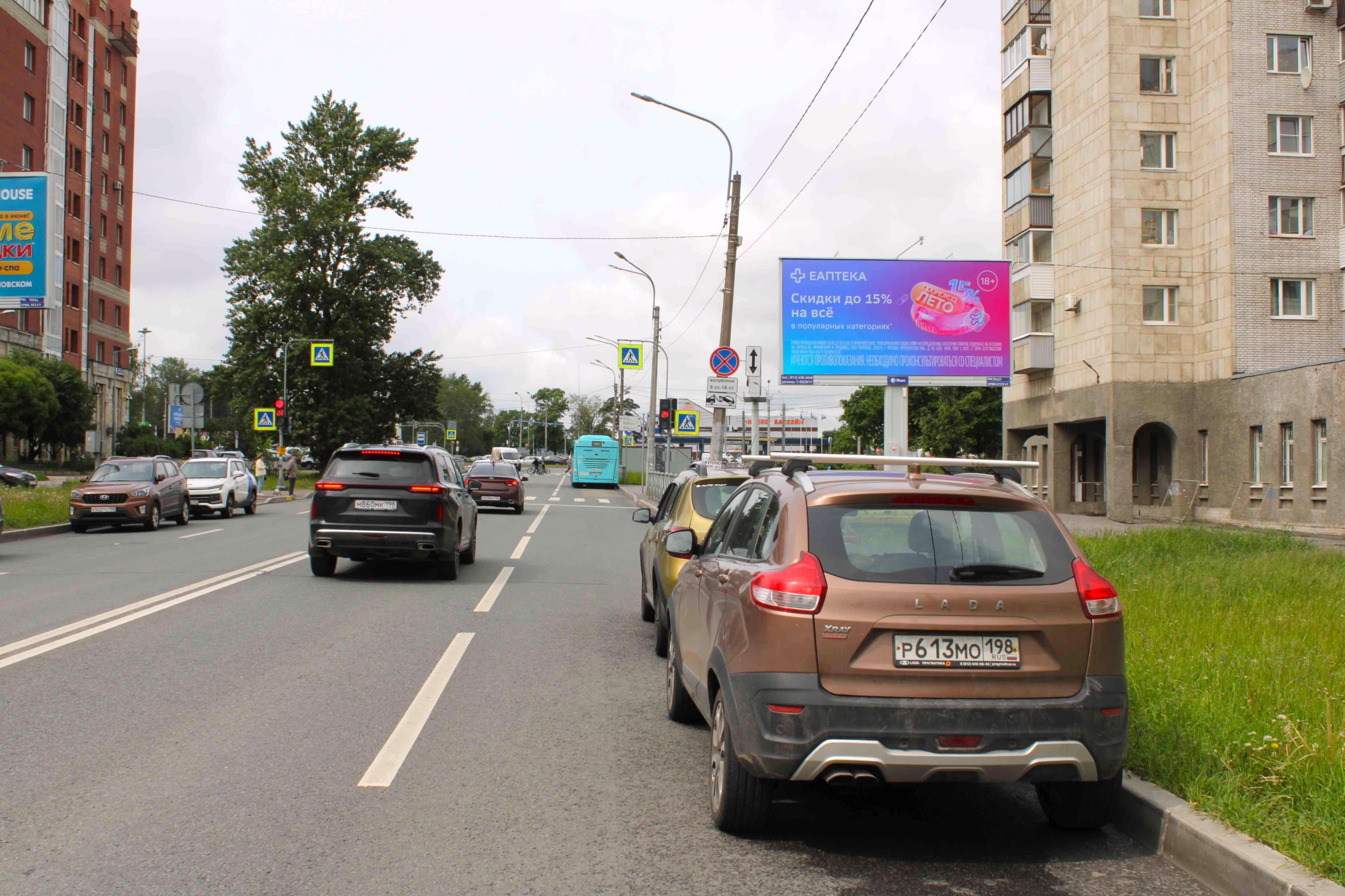 Сикейроса ул. 2, 120 м до Х с проспектом Энгельса, (светофор, м. "Озерки"), сторона А1 Санкт-Петербург. Сикейроса ул. 2, 120 м до Х с проспектом Энгельса, (светофор, м. "Озерки"), сторона А1