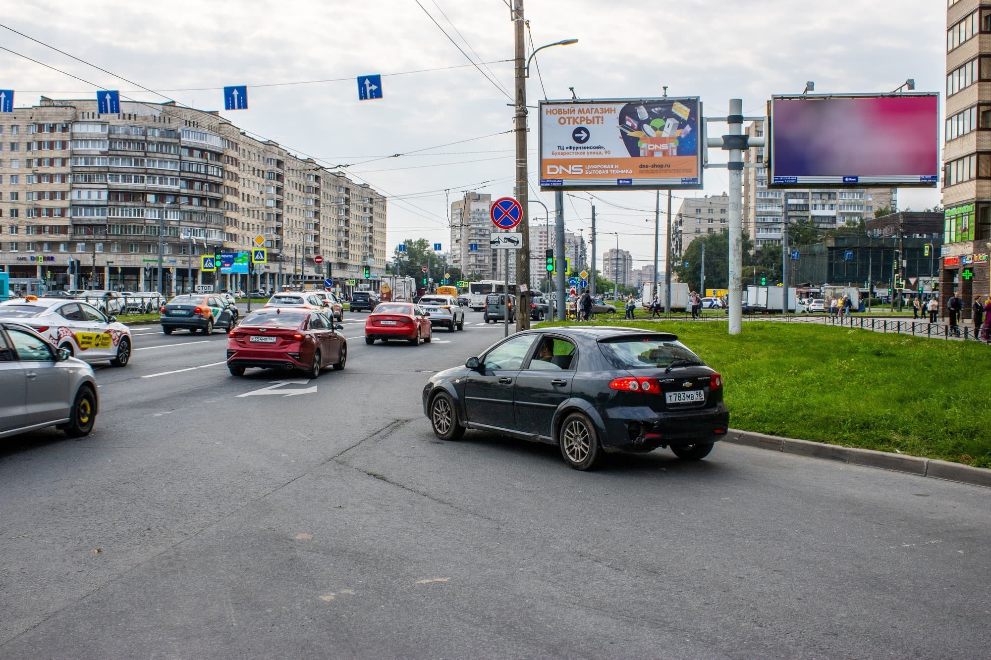 Славы пр. 96 / ст. м. Бухарестская / напротив парка Интернационалистов / левый только ВИНИЛ, сторона А1 Санкт-Петербург. Славы пр. 96 / ст. м. Бухарестская / напротив парка Интернационалистов / левый только ВИНИЛ, сторона А1