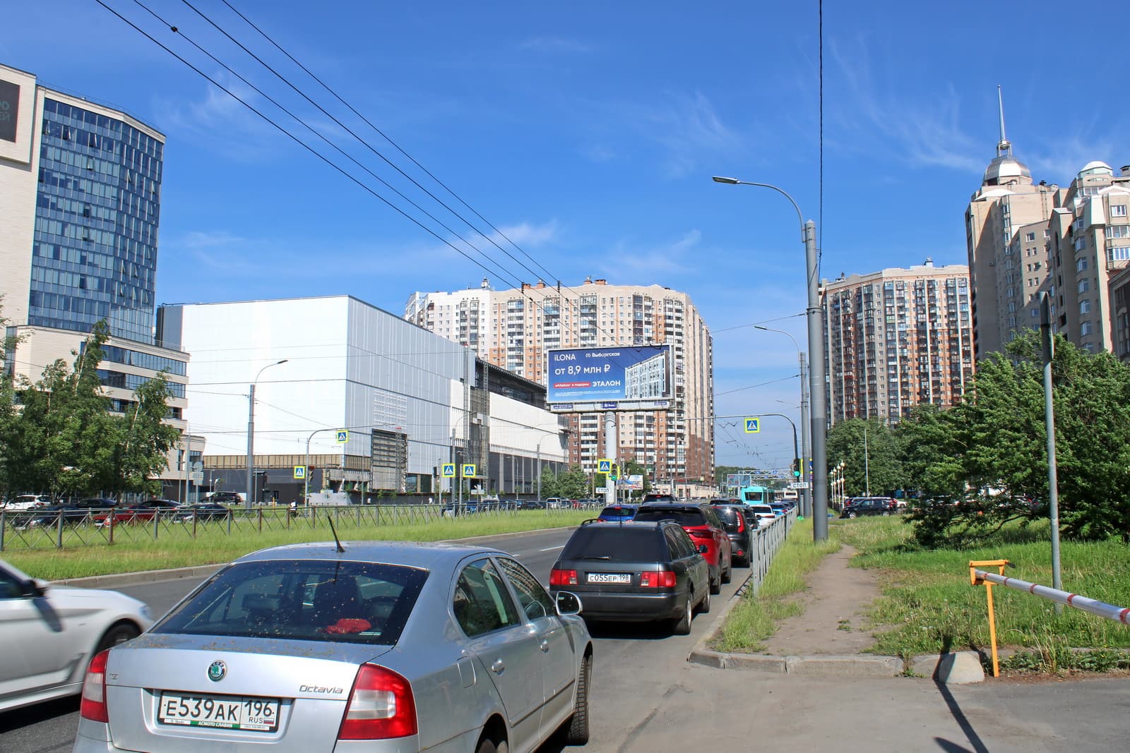 Богатырский проспект 3, ЦРП, Х с Коломяжским проспектом, (светофор), сторона А1 Санкт-Петербург. Богатырский проспект 3, ЦРП, Х с Коломяжским проспектом, (светофор), сторона А1