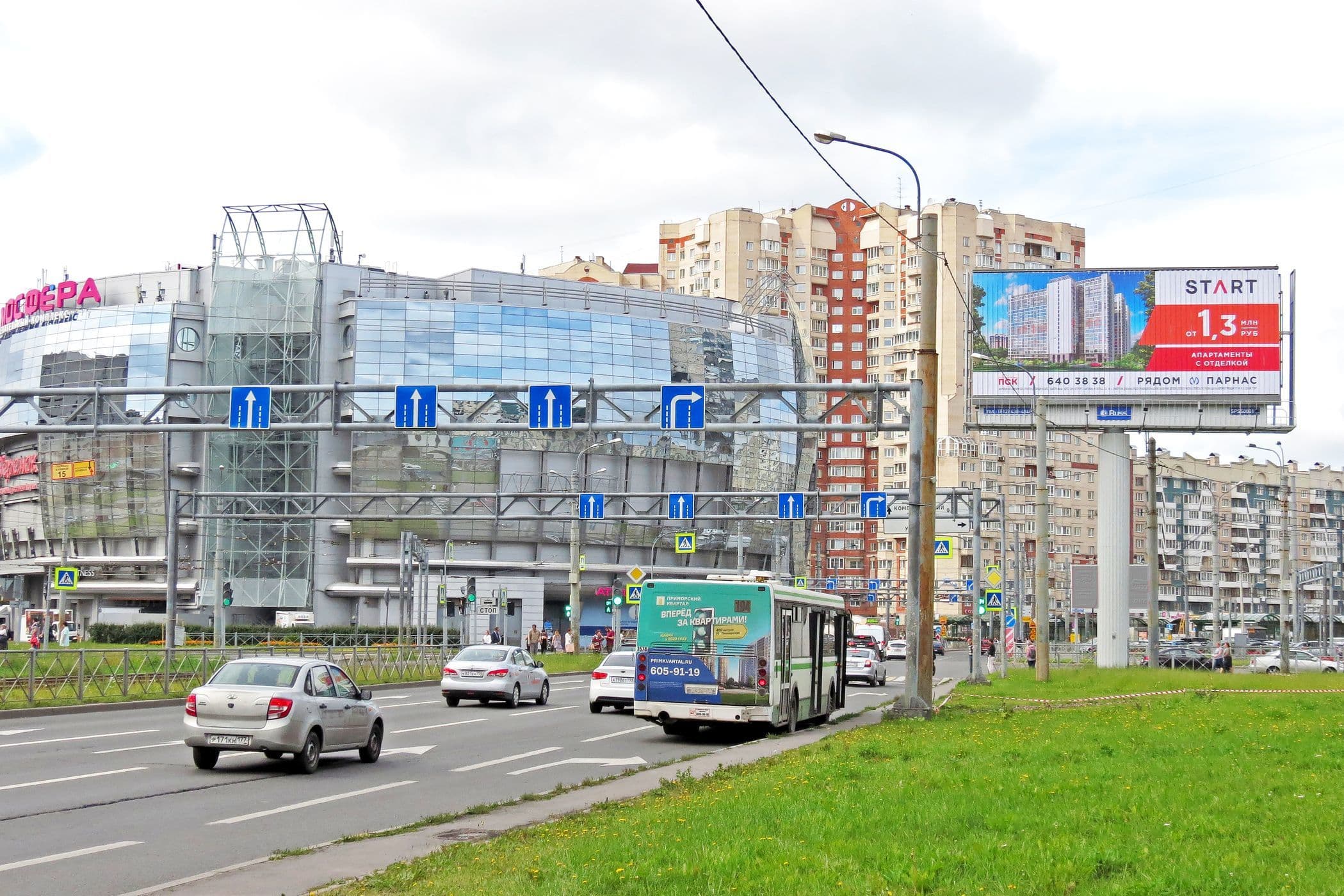 shit 3x6 Реклама big по адресу Испытателей пр. 35 / Уточкина ул. / ТРК "Атмосфера" ПРИЗМАВИЖН