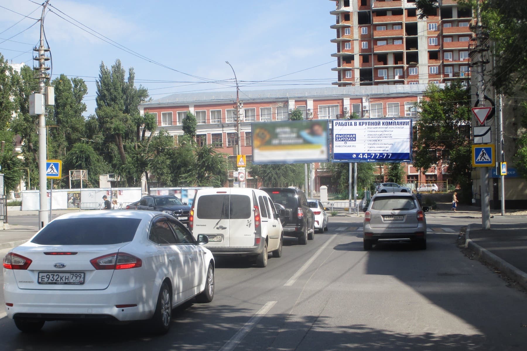 shit 3x6 Реклама 3x6 по адресу Шелковичная ул. / Серова ул. (правый) (бизнес-центр Ильинский)