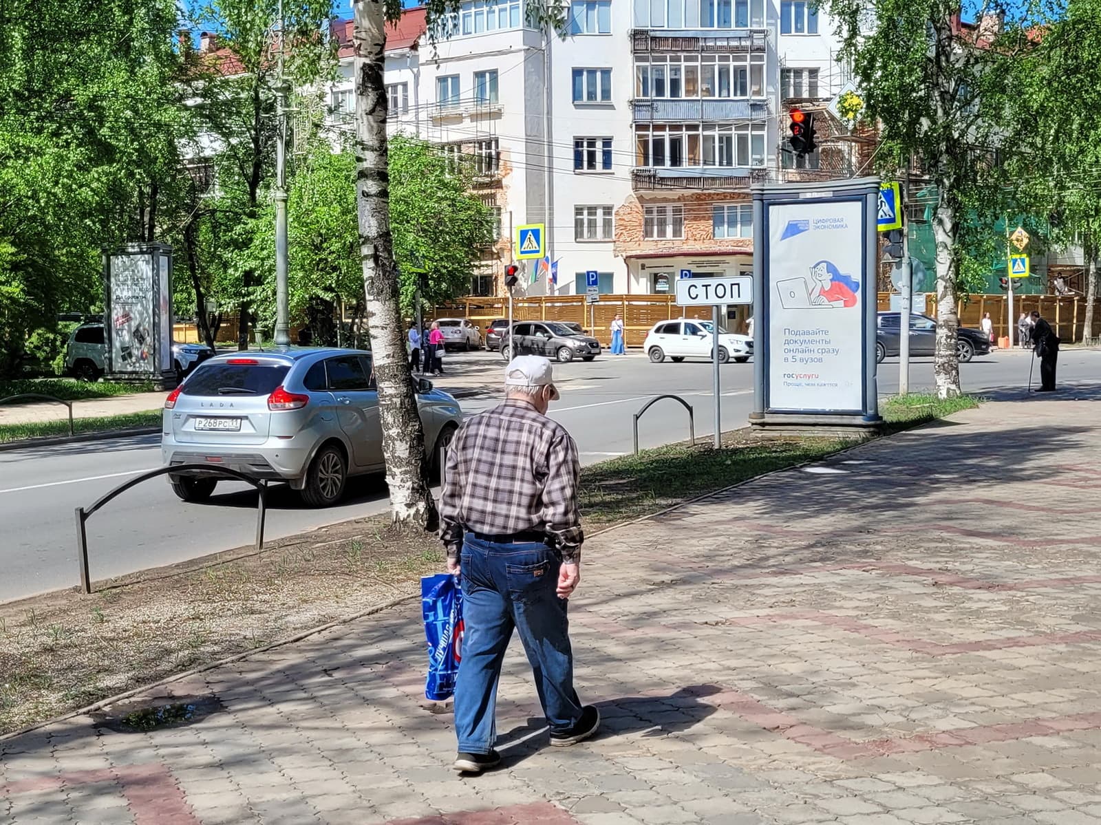 shit 3x6 Реклама 1.4x3 по адресу Бабушкина ул. / Интернациональная ул. 131