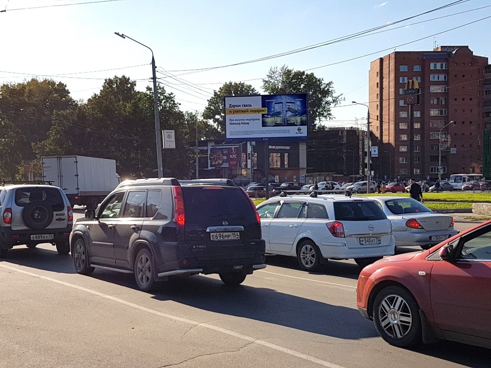 shit 3x6 Реклама 3x6 по адресу Елизаровых ул. / Южная пл.