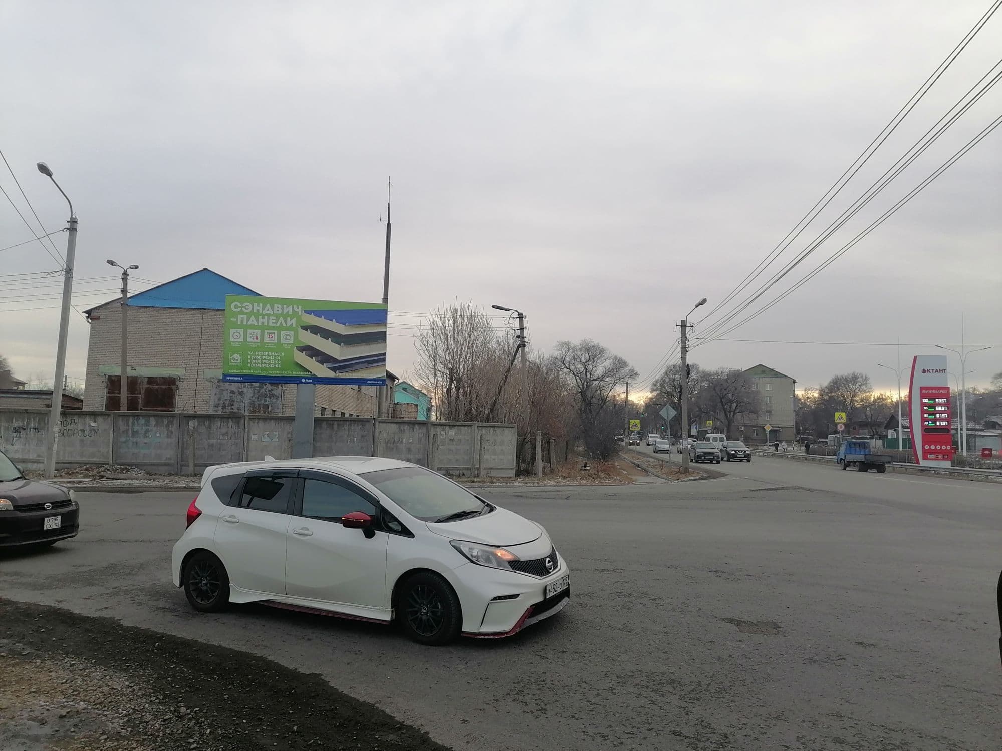 shit 3x6 Реклама 3x6 по адресу Некрасова, 190, А (№ 42)