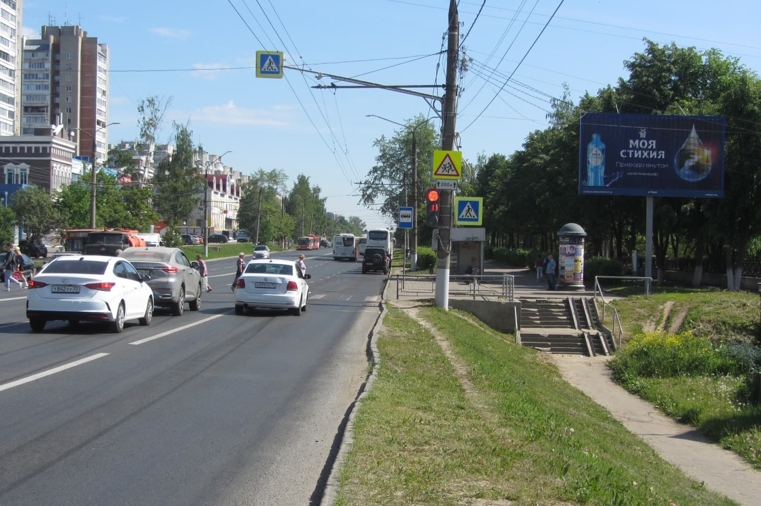 shit 3x6 Реклама 3x6 по адресу Добросельская ул., д.34, ТЦ РАЙОН, призма