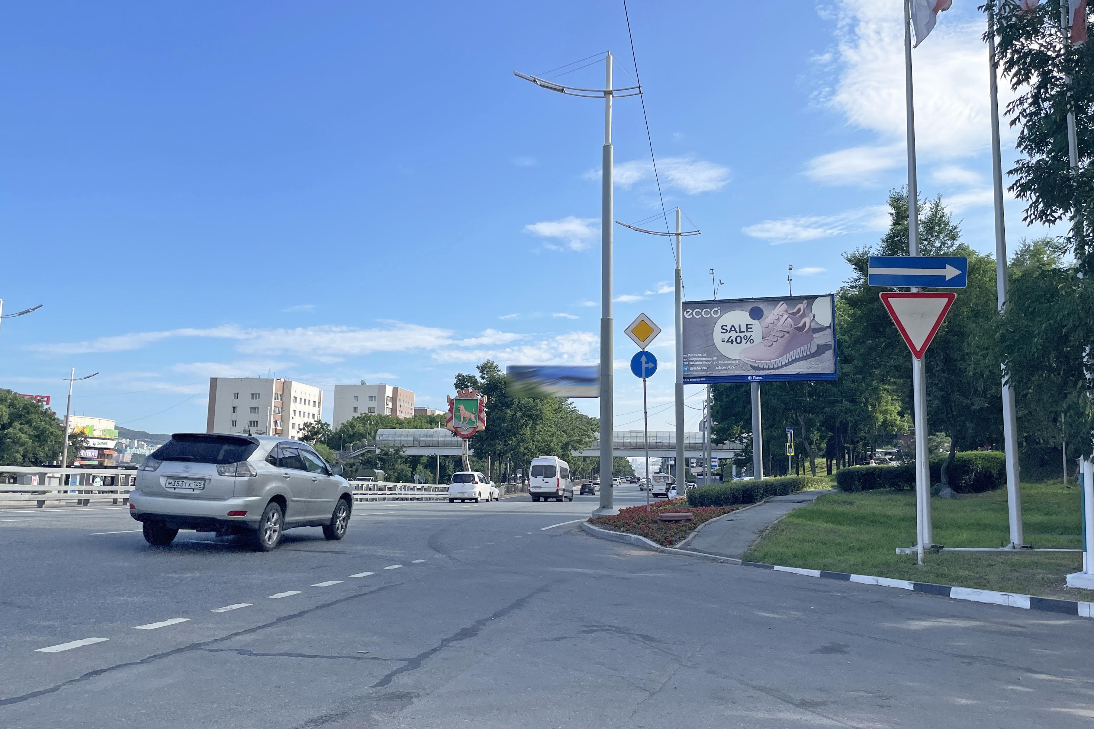 shit 3x6 Реклама 3x6 по адресу 100-летия Владивостока проспект, 155 - Чапаева ул. (АЗС)