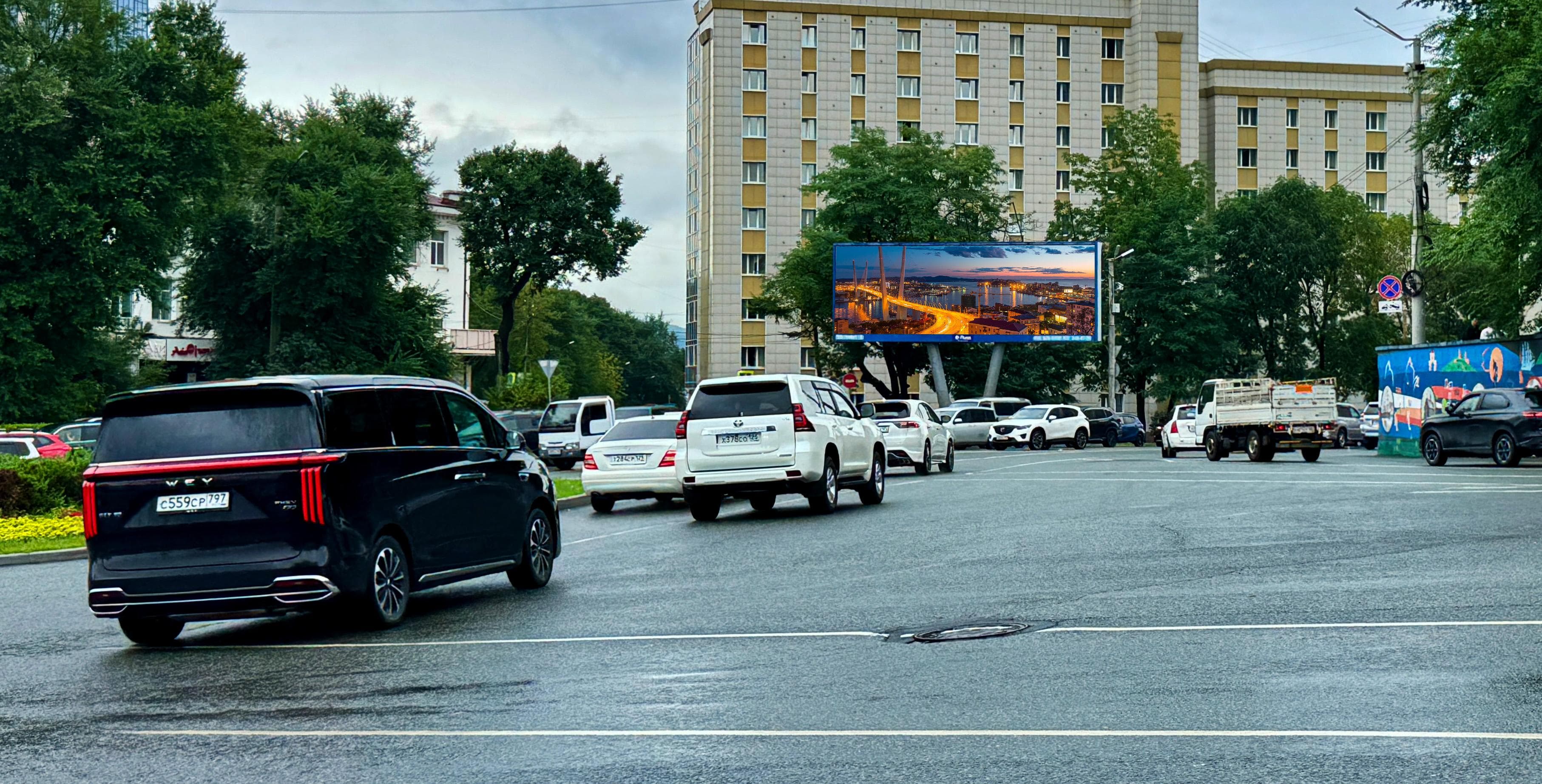 Красного Знамени пр., 39 (кольцо Инструментального завода) , сторона А1 Владивосток. Красного Знамени пр., 39 (кольцо Инструментального завода) , сторона А1