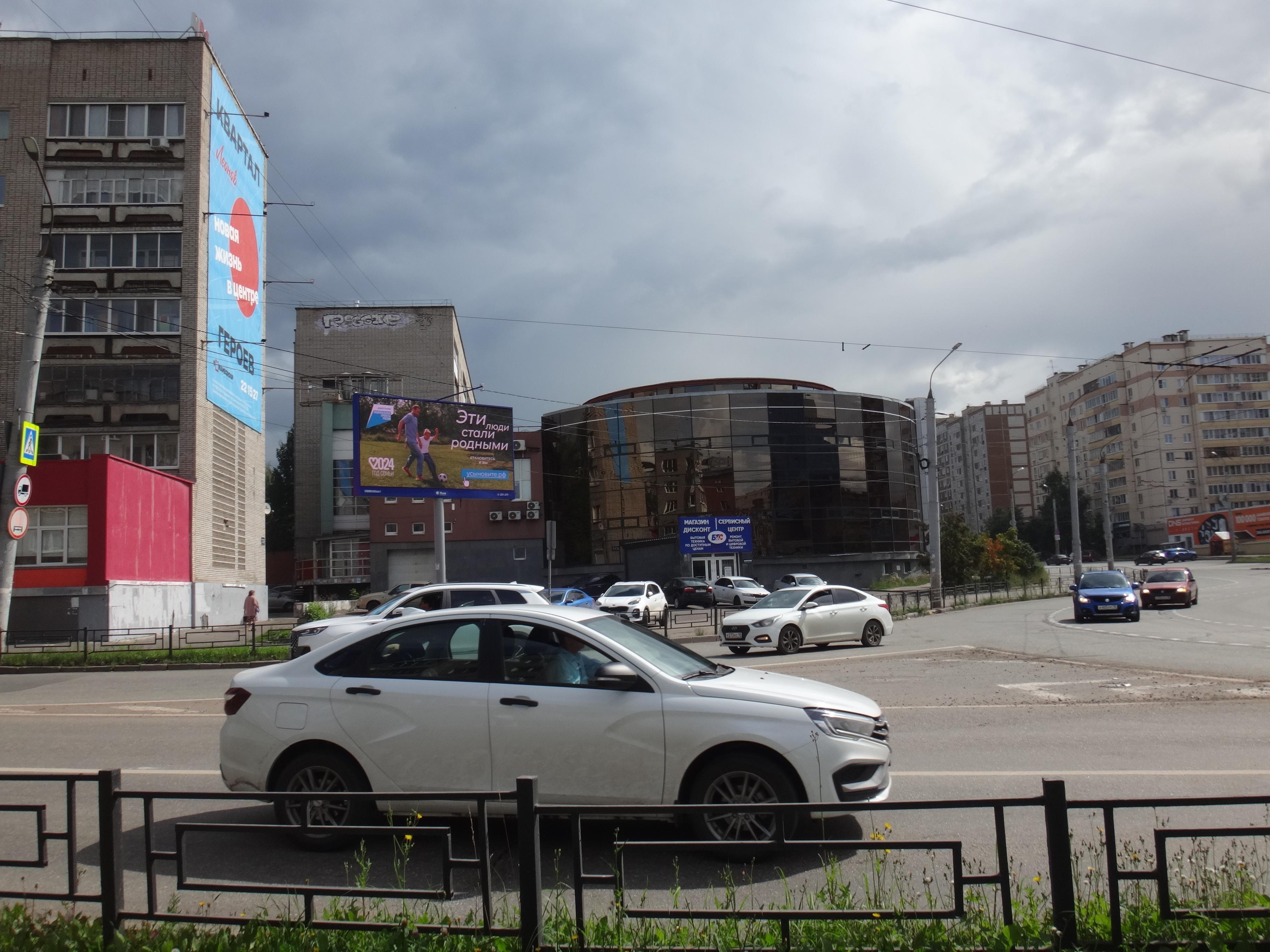 Реклама 3x6 по адресу Карла Либкнехта ул.  Х Пушкинская ул. (ТЦ "Сэлдом") (Digital)_Запрет на размещение динамичных роликов на экранах