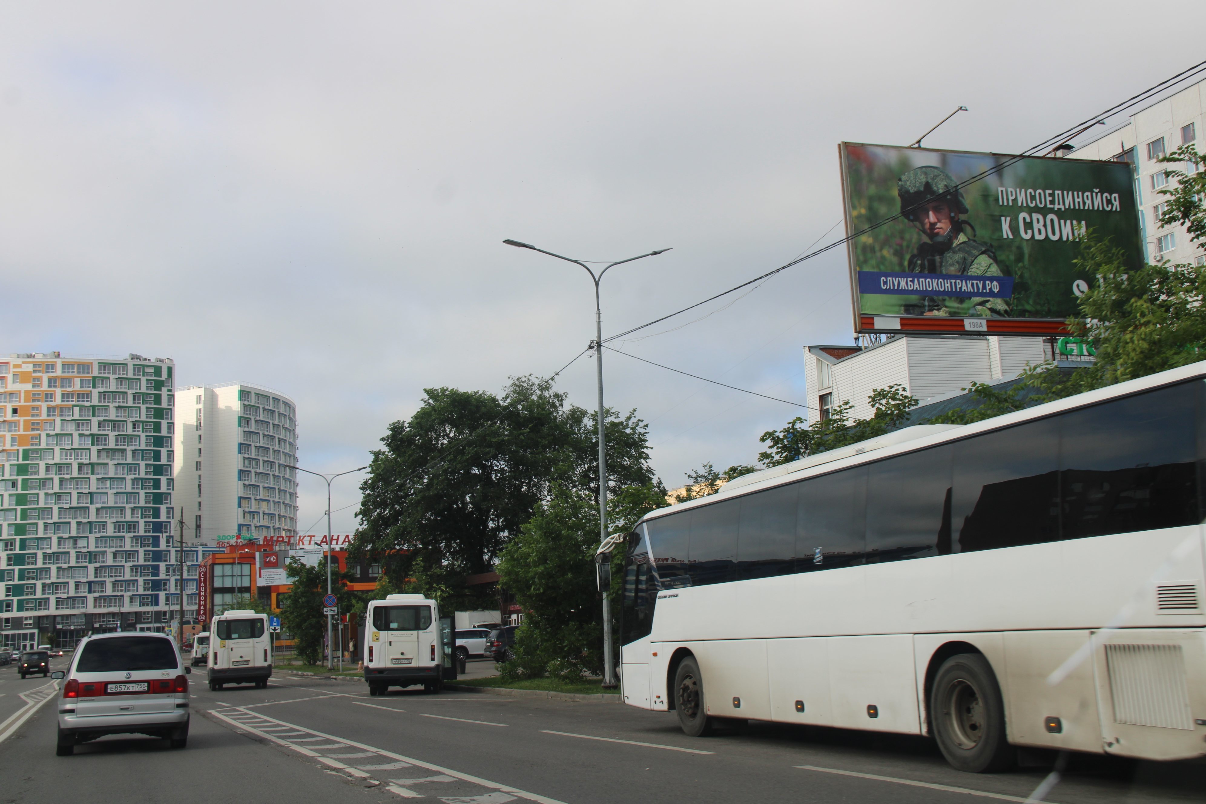 Реклама 3x6 по адресу Космонавтов проспект д.36, начало дома, 198A